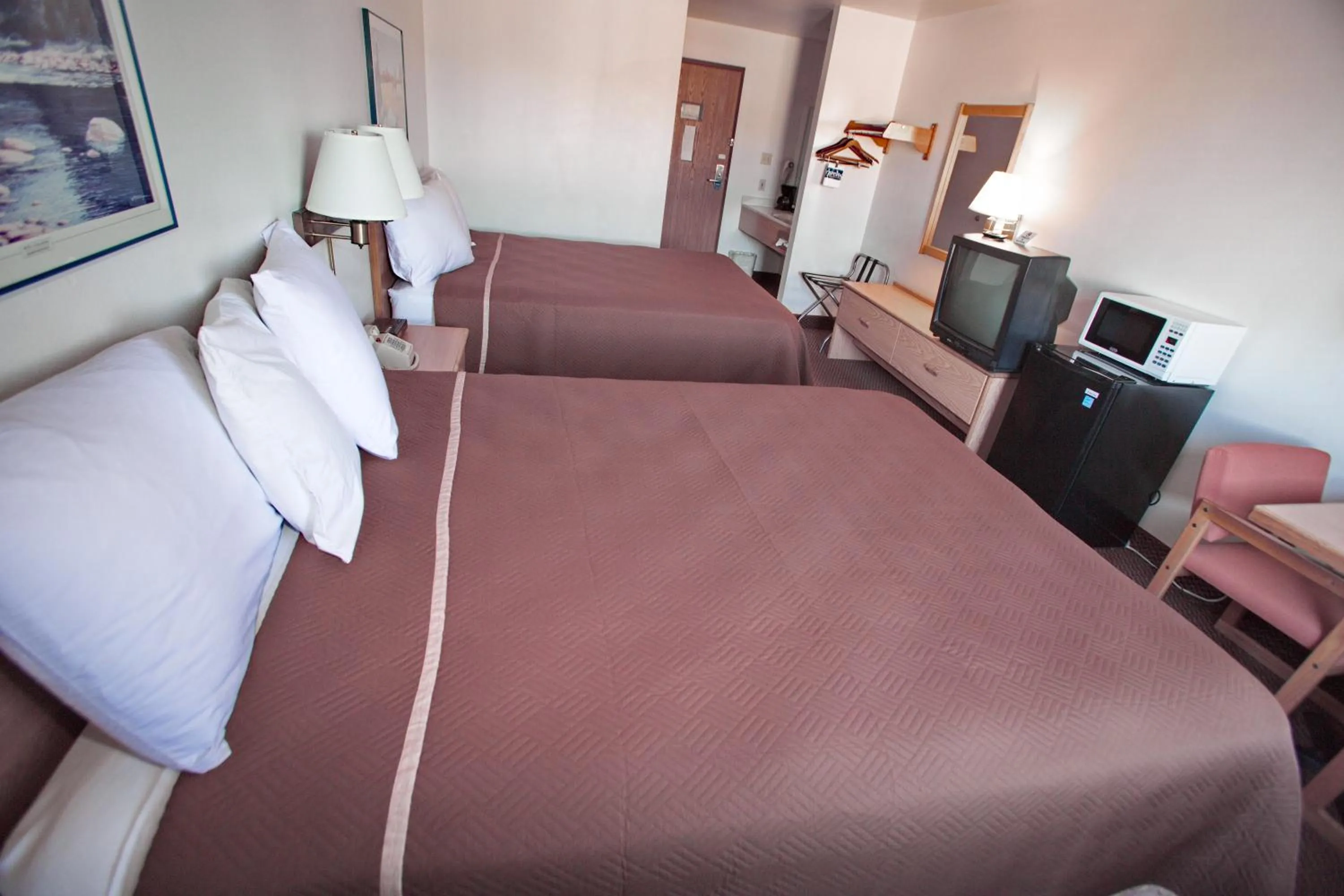 Bedroom, Bed in Travelodge by Wyndham Elko NV