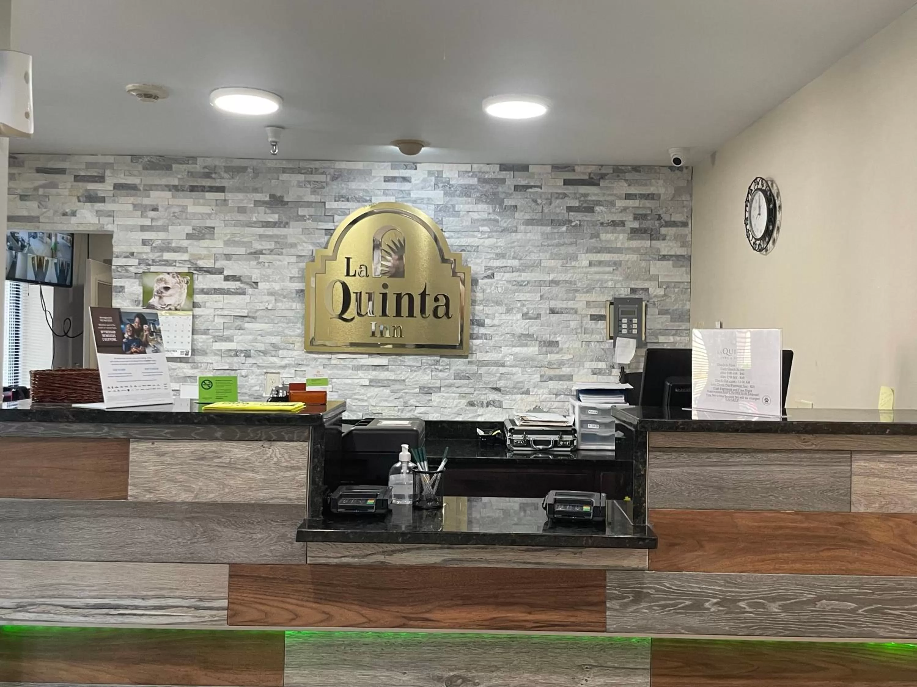 La Quinta Inn and Suites by Wyndham Cincinnati North