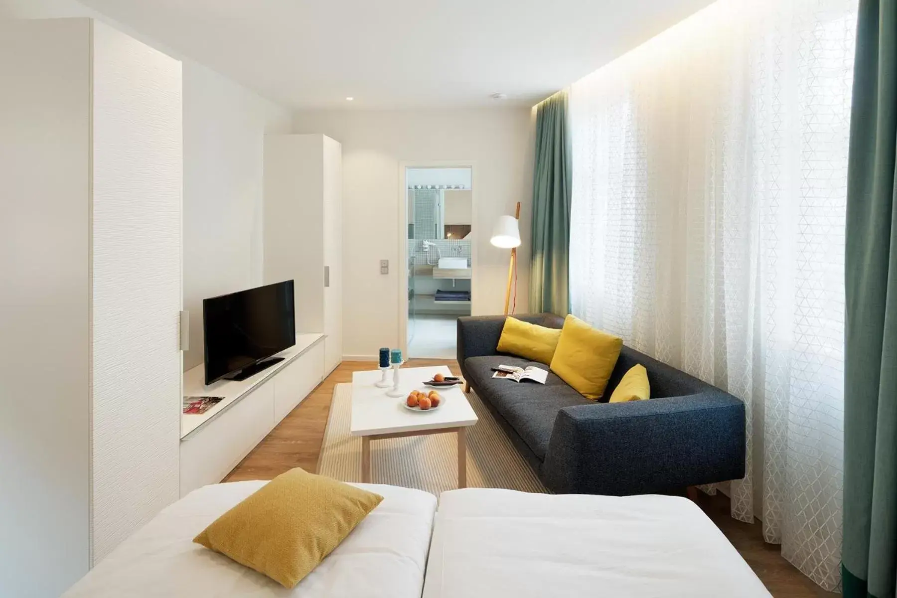 King Studio in Goldkind Feine Wohn- & Schlafstuben King Studio in Goldkind Feine Wohn- & Schlafstuben