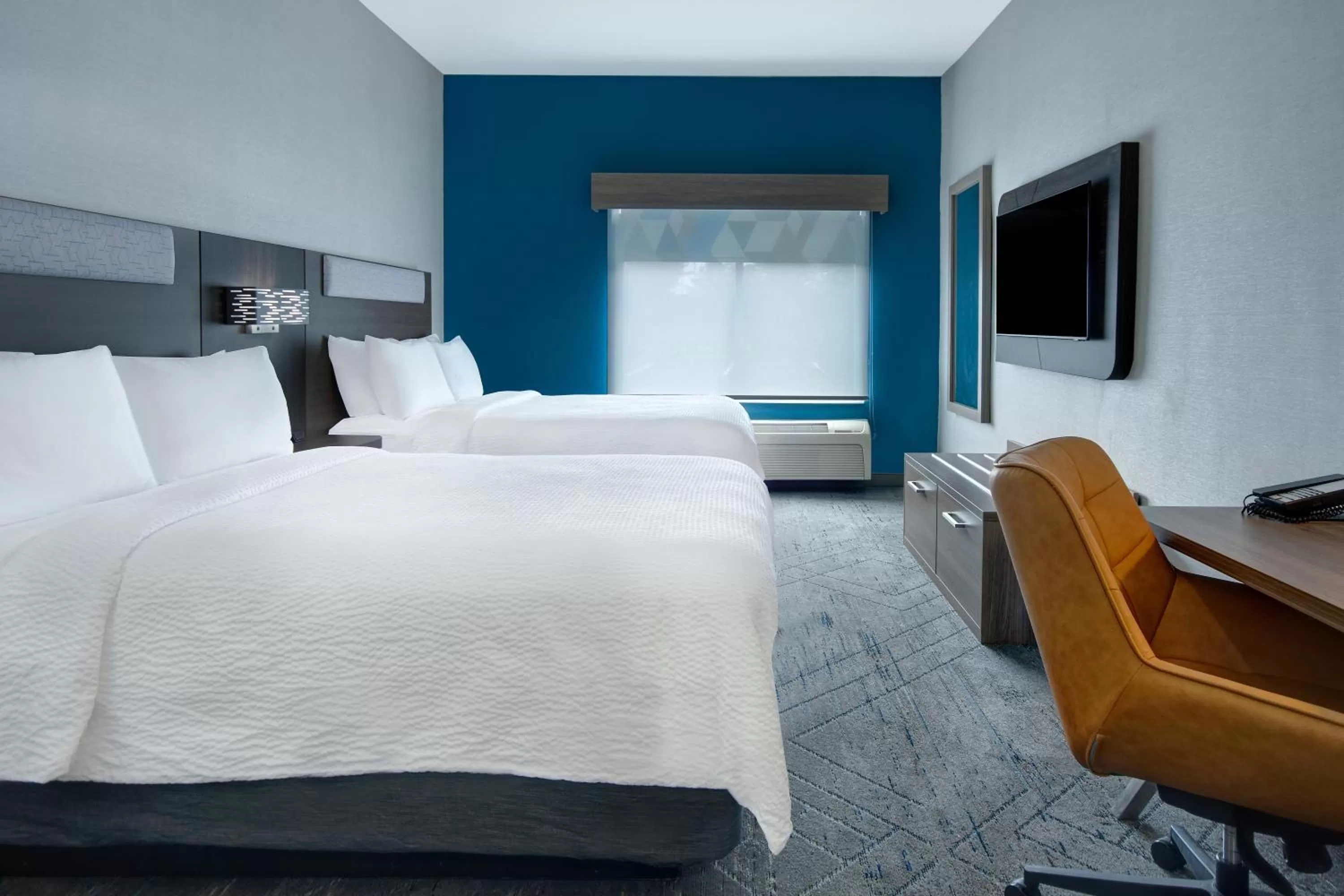 Guests, Bed in Holiday Inn Express Marietta - Atlanta Northwest by IHG