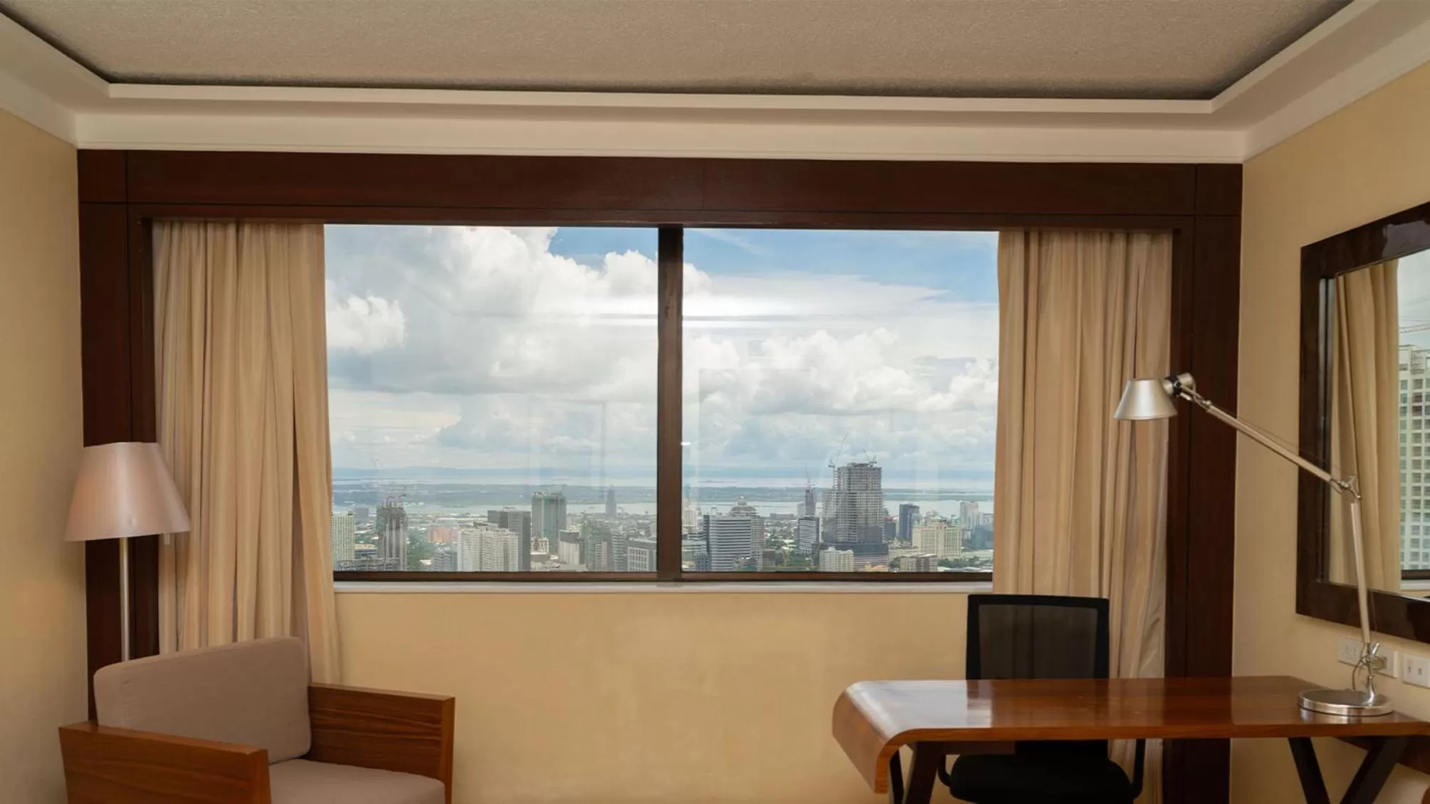 Property building in Marco Polo Plaza Cebu