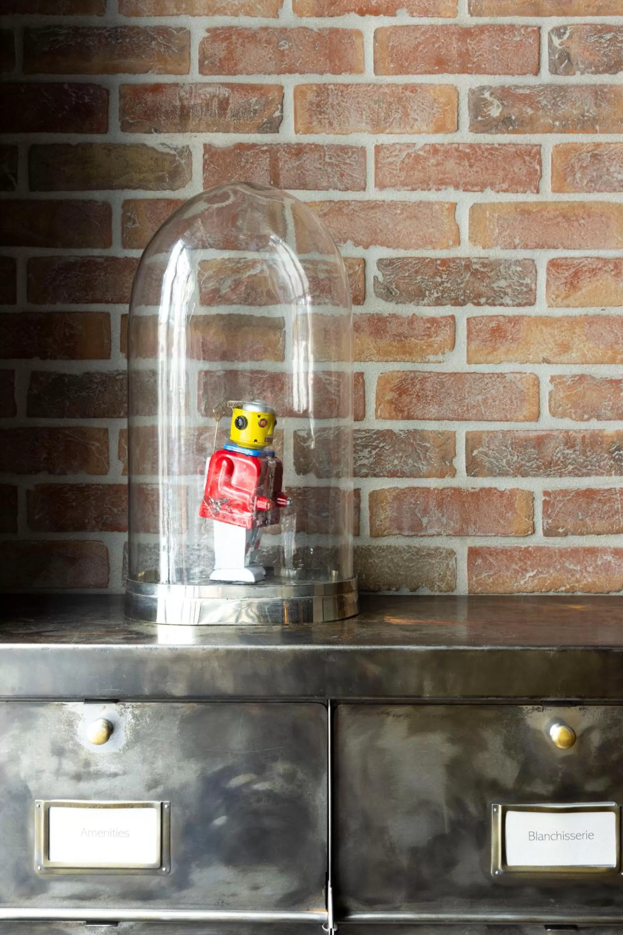 Decorative detail in Hôtel Fabric