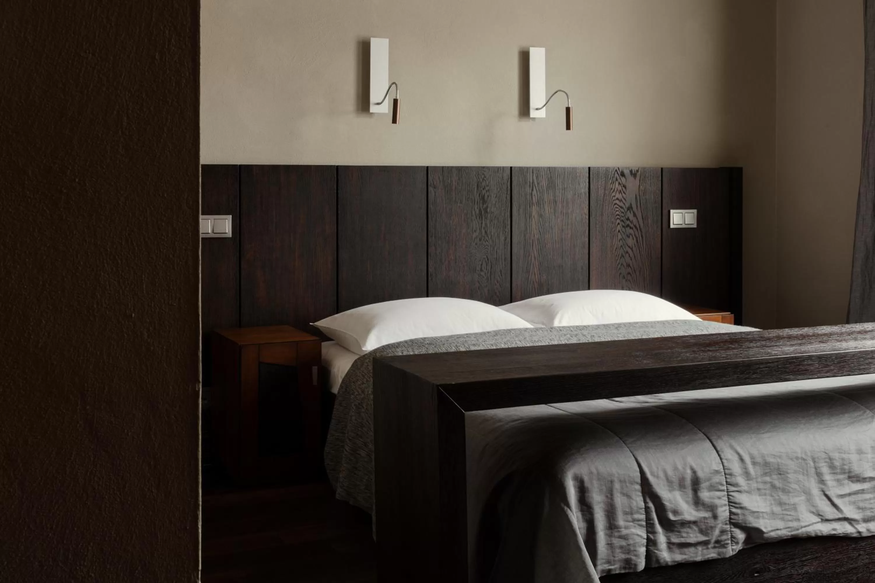 Bed in Hotel Monopol