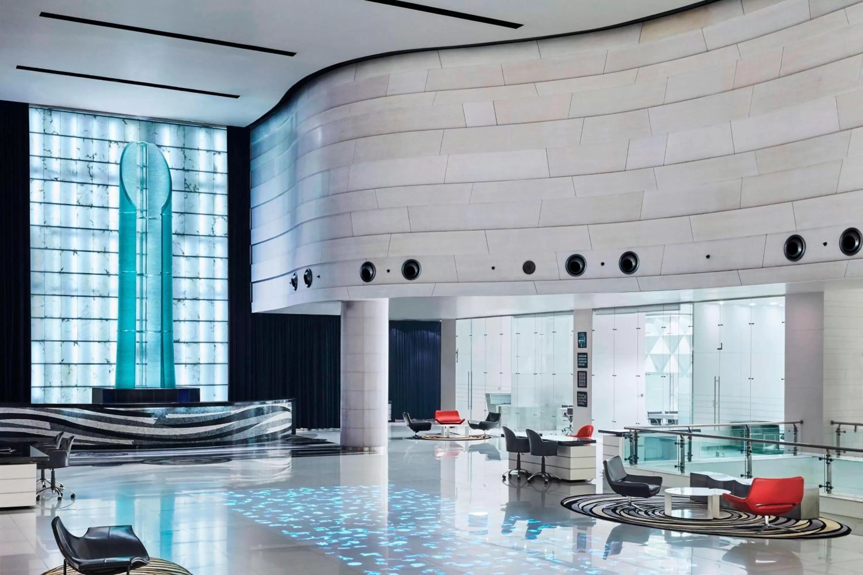 Lobby or reception in Le Meridien New Delhi