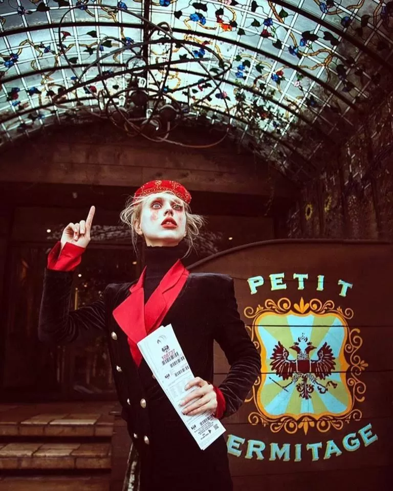 People in Petit Ermitage