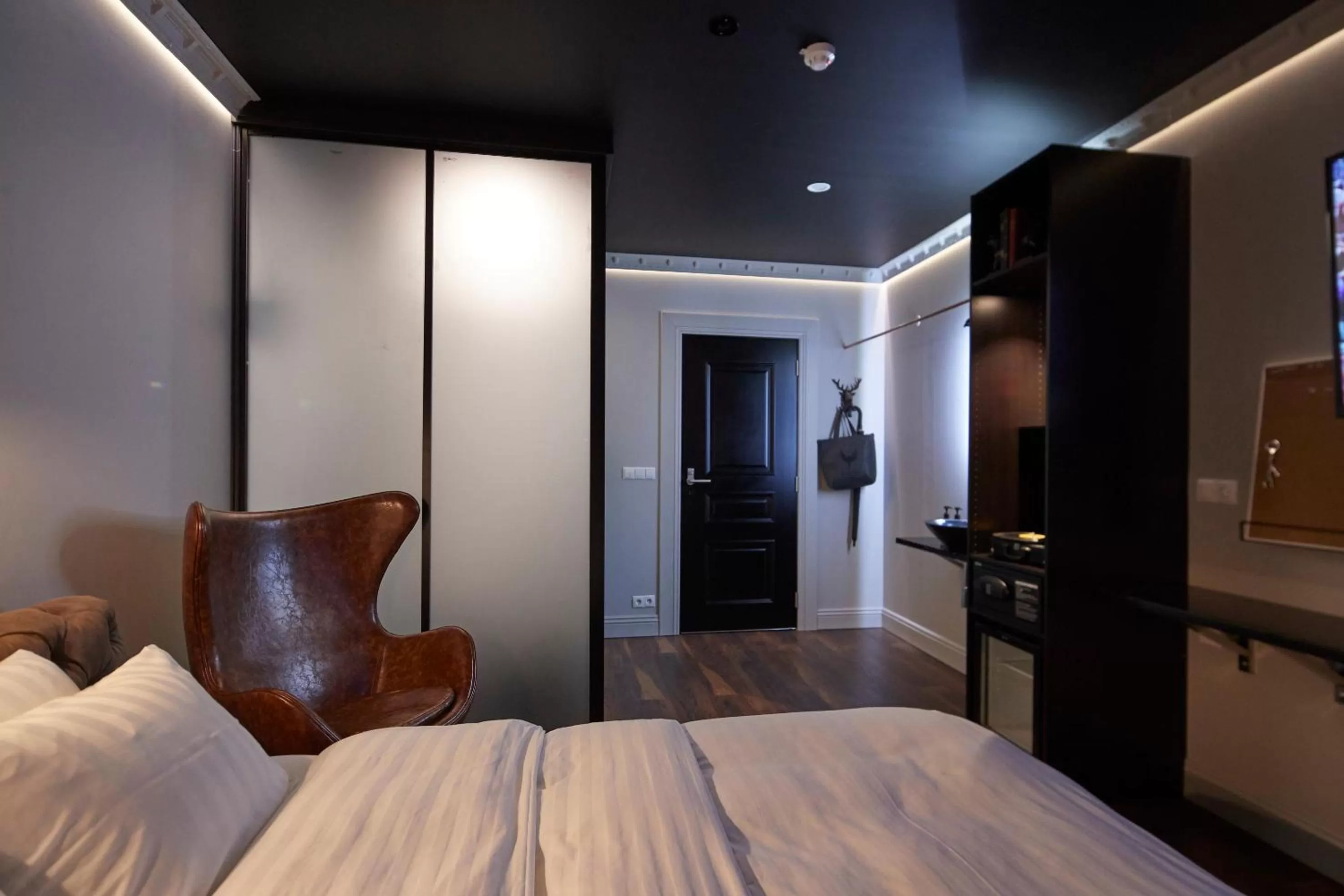 Photo of the whole room in Hotel Akureyri Dynheimar