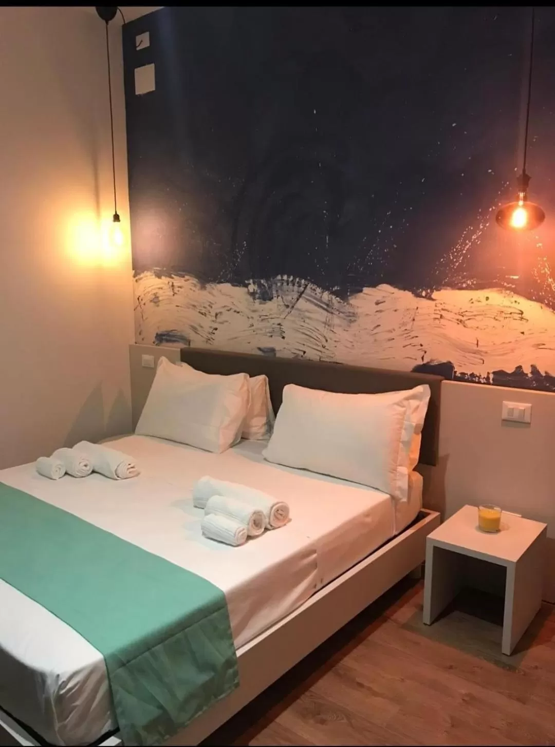 Bed in Sorrento B&D Rooms