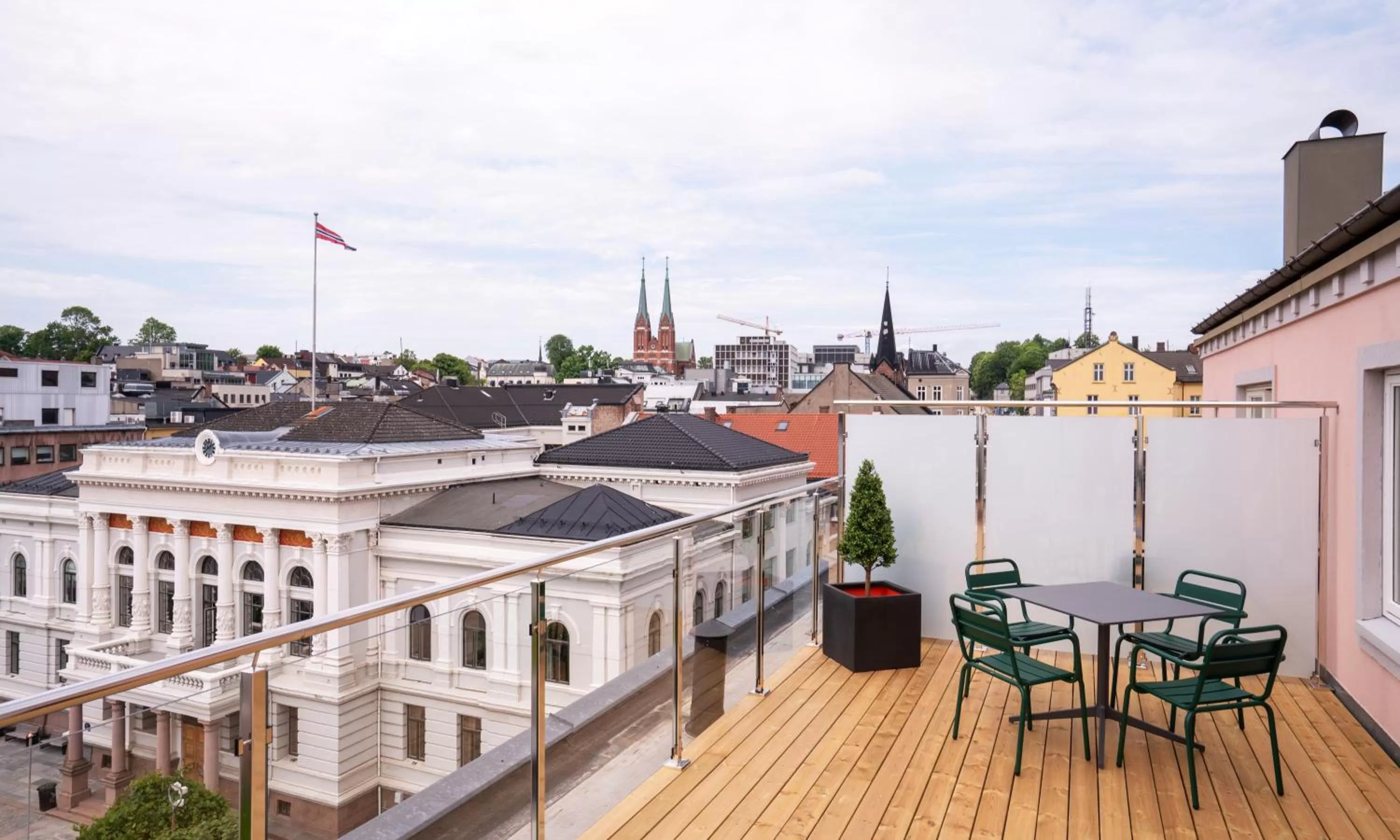 View (from property/room) in Thon Hotel Høyers