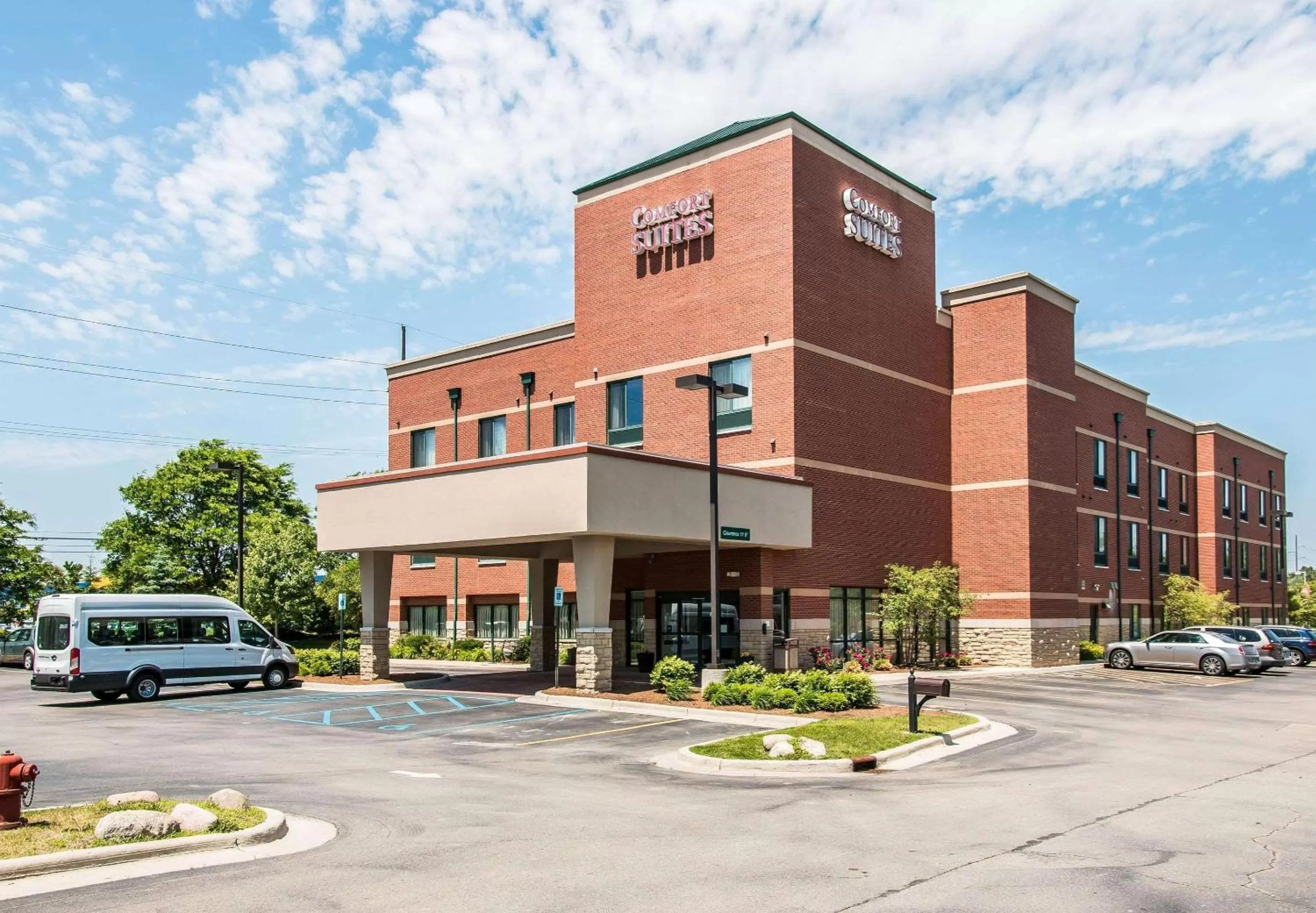 Comfort Suites Canton - Detroit
