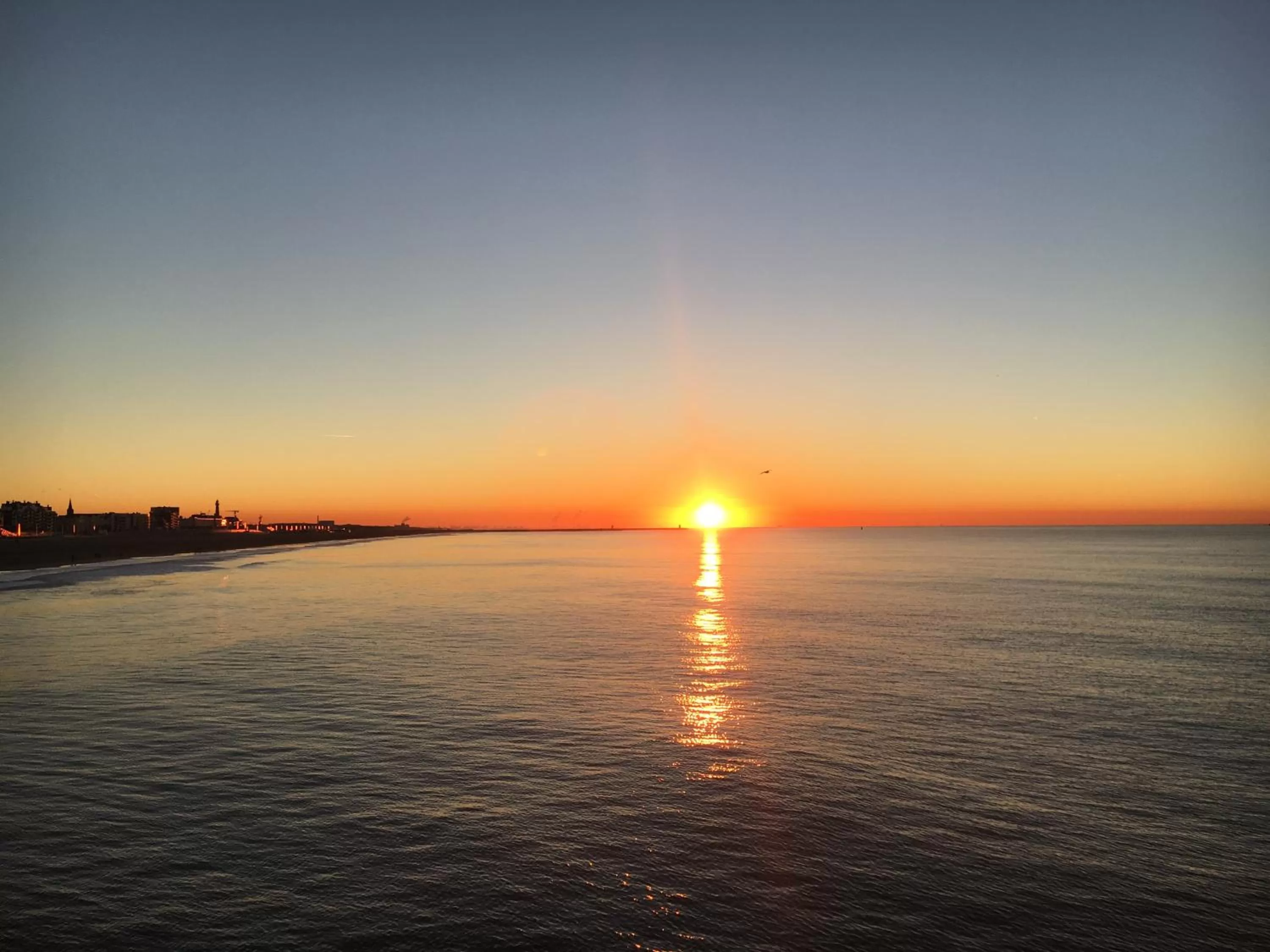 Beach in De Pier Suites