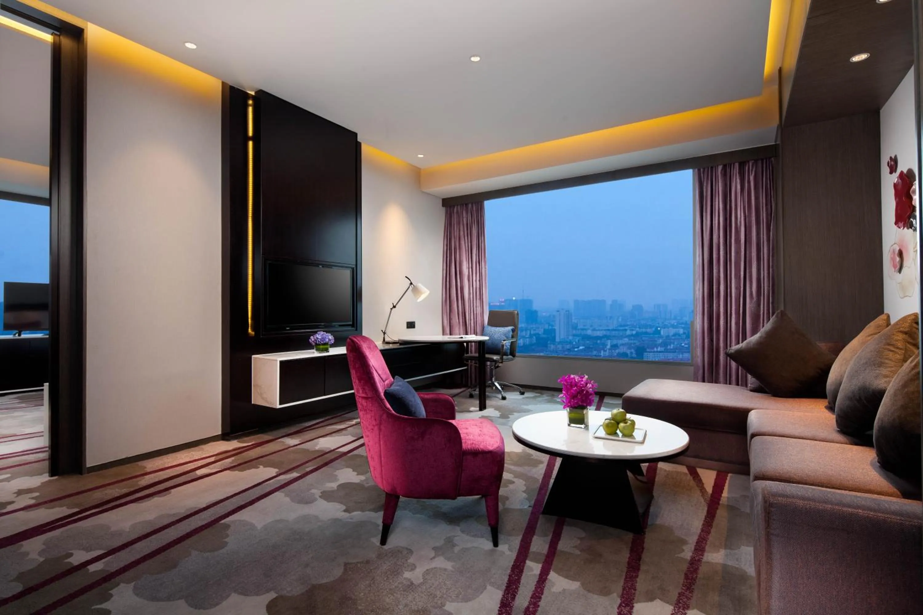 Photo of the whole room in Crowne Plaza Kunshan by IHG