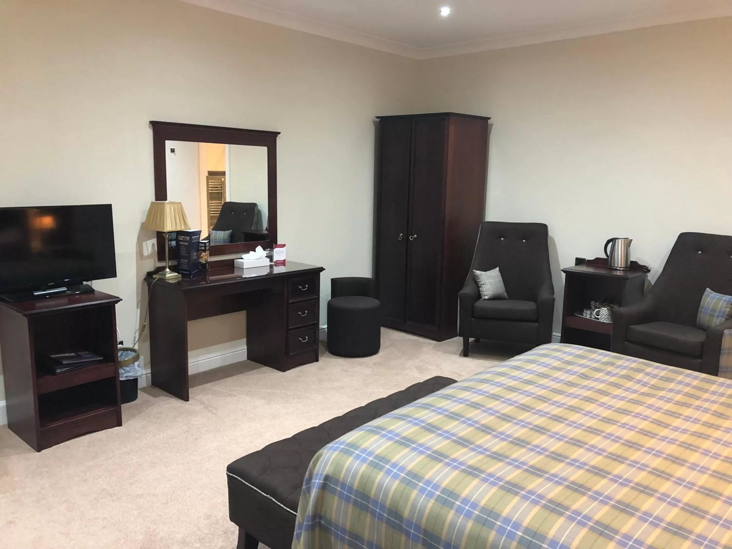 Bedroom, Bed in Ben Nevis Hotel & Leisure Club