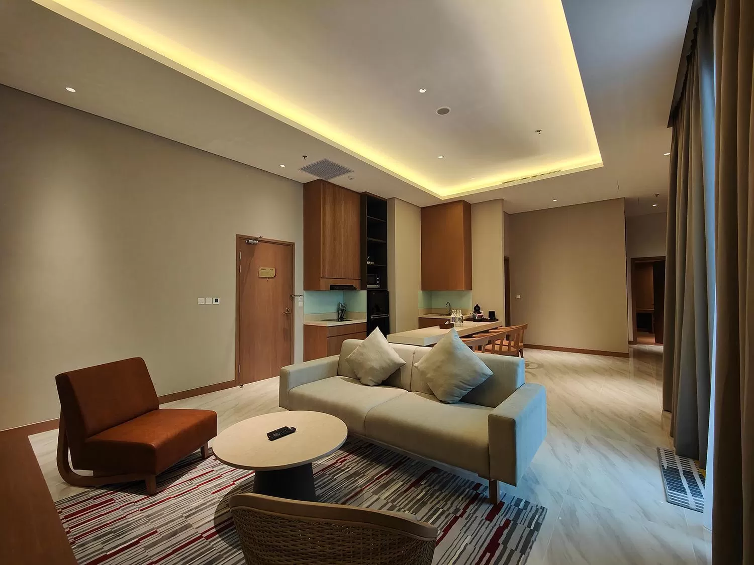 TV and multimedia in Ra Suites Simatupang