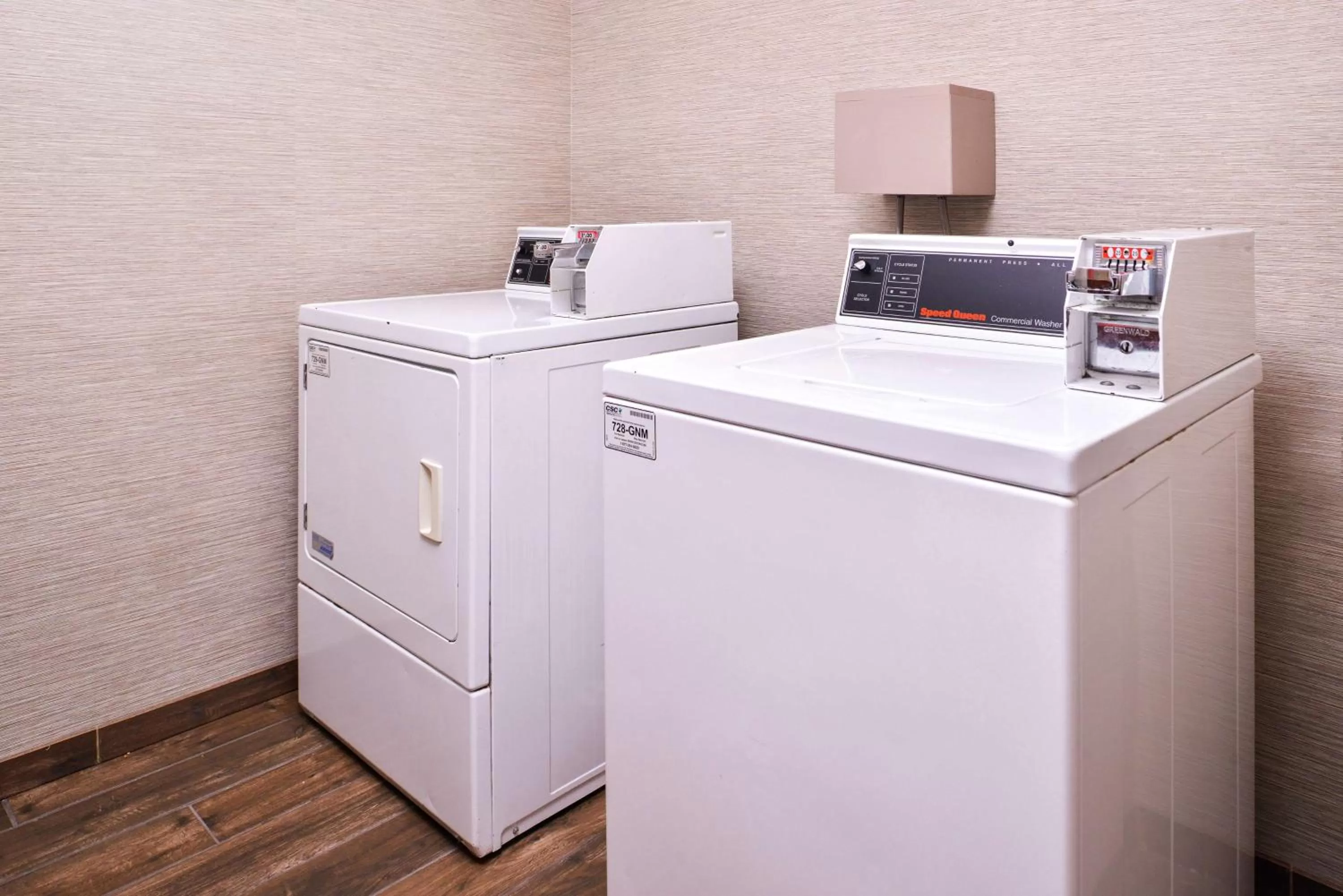 Property building in Hampton Inn Albuquerque - University/Midtown