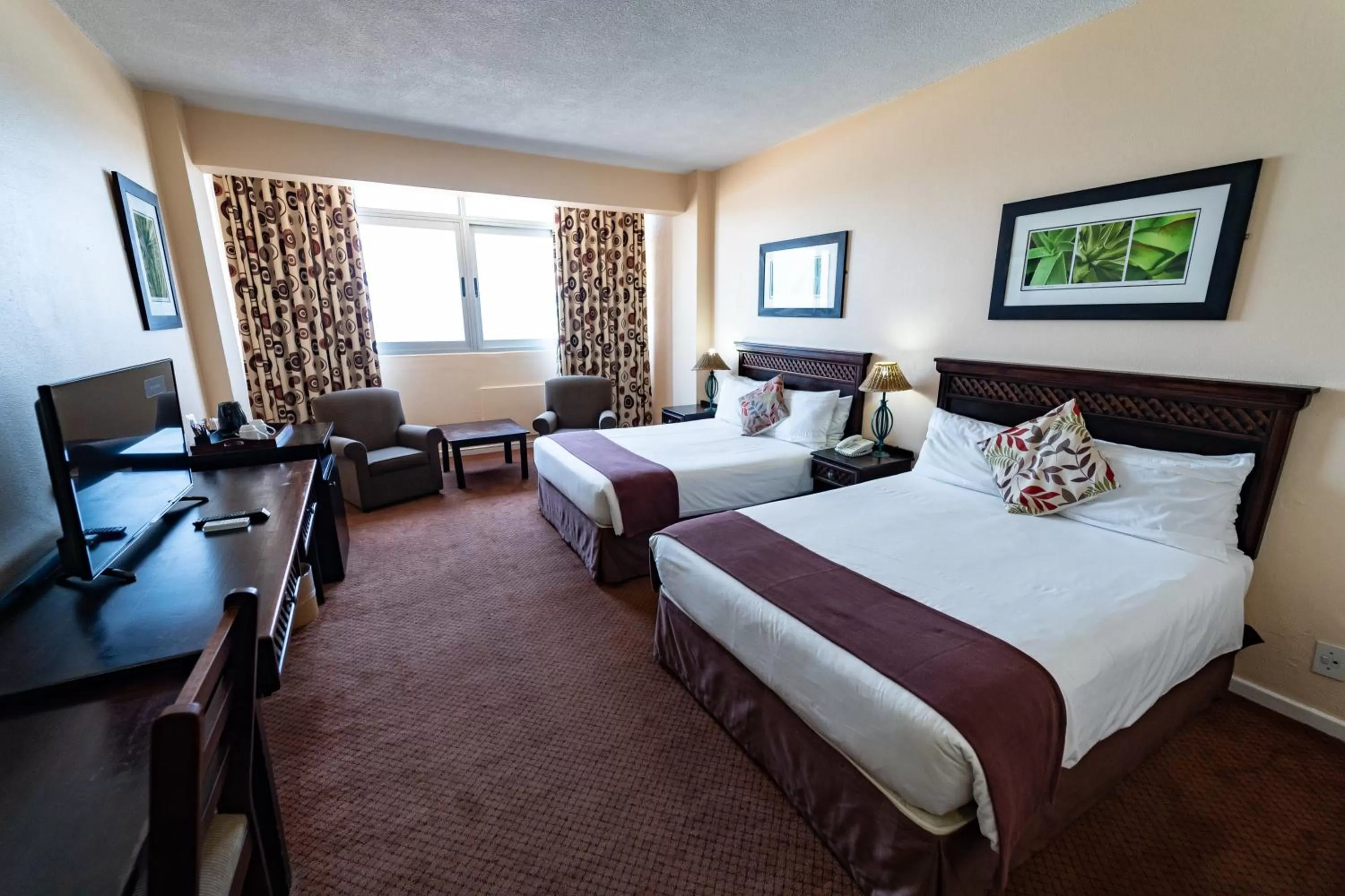 TV and multimedia, Bed in Gooderson Tropicana Hotel