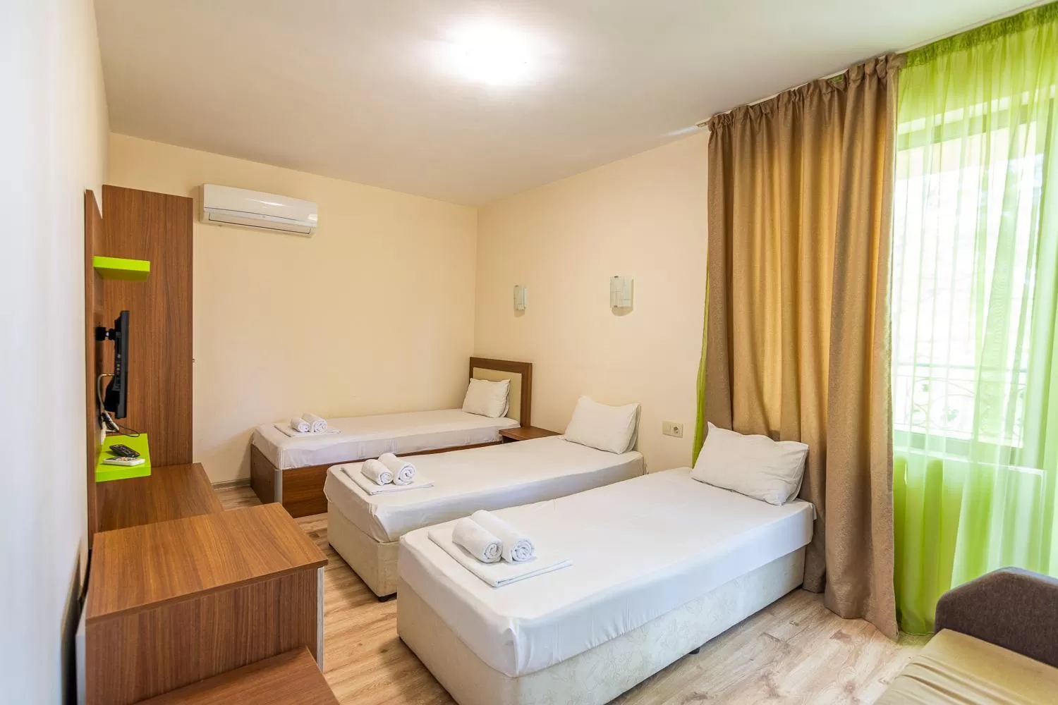 Bed in Eco Hotel Momata