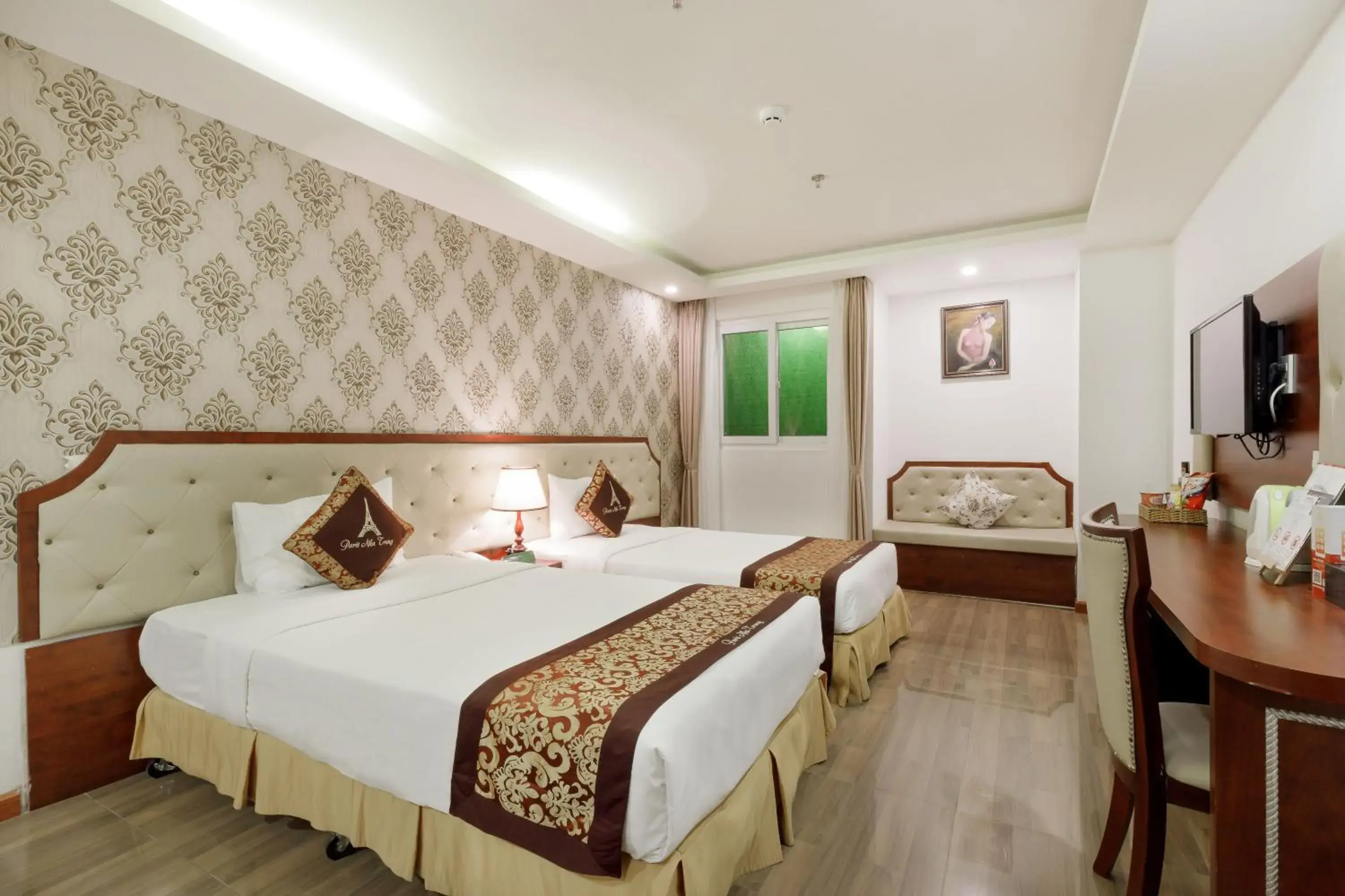 Standard Twin Room No View in Paris Luxury Hotel & Apartment Nha Trang Standard Twin Room No View in Paris Luxury Hotel & Apartment Nha Trang