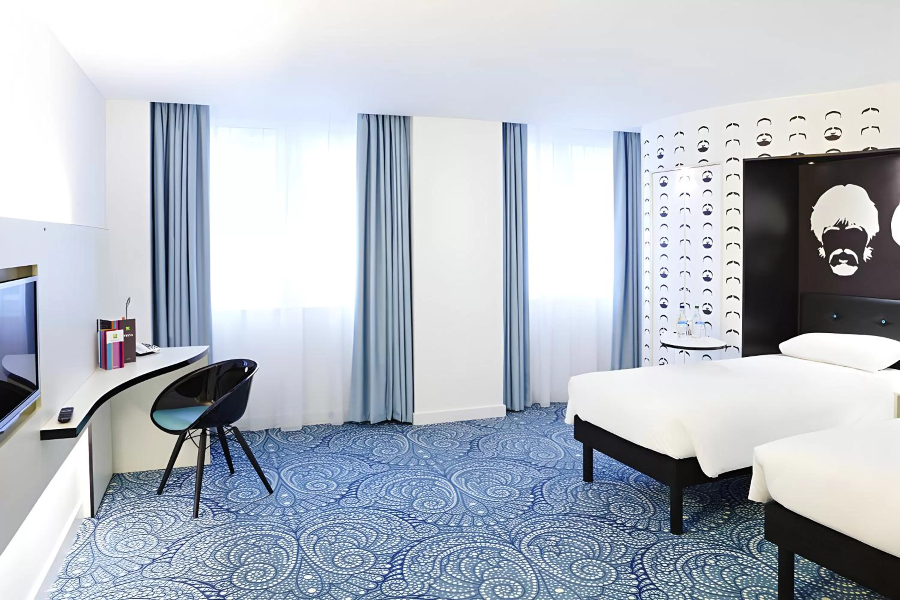 Bed in Ibis Styles Liverpool Centre Dale Street - Cavern Quarter