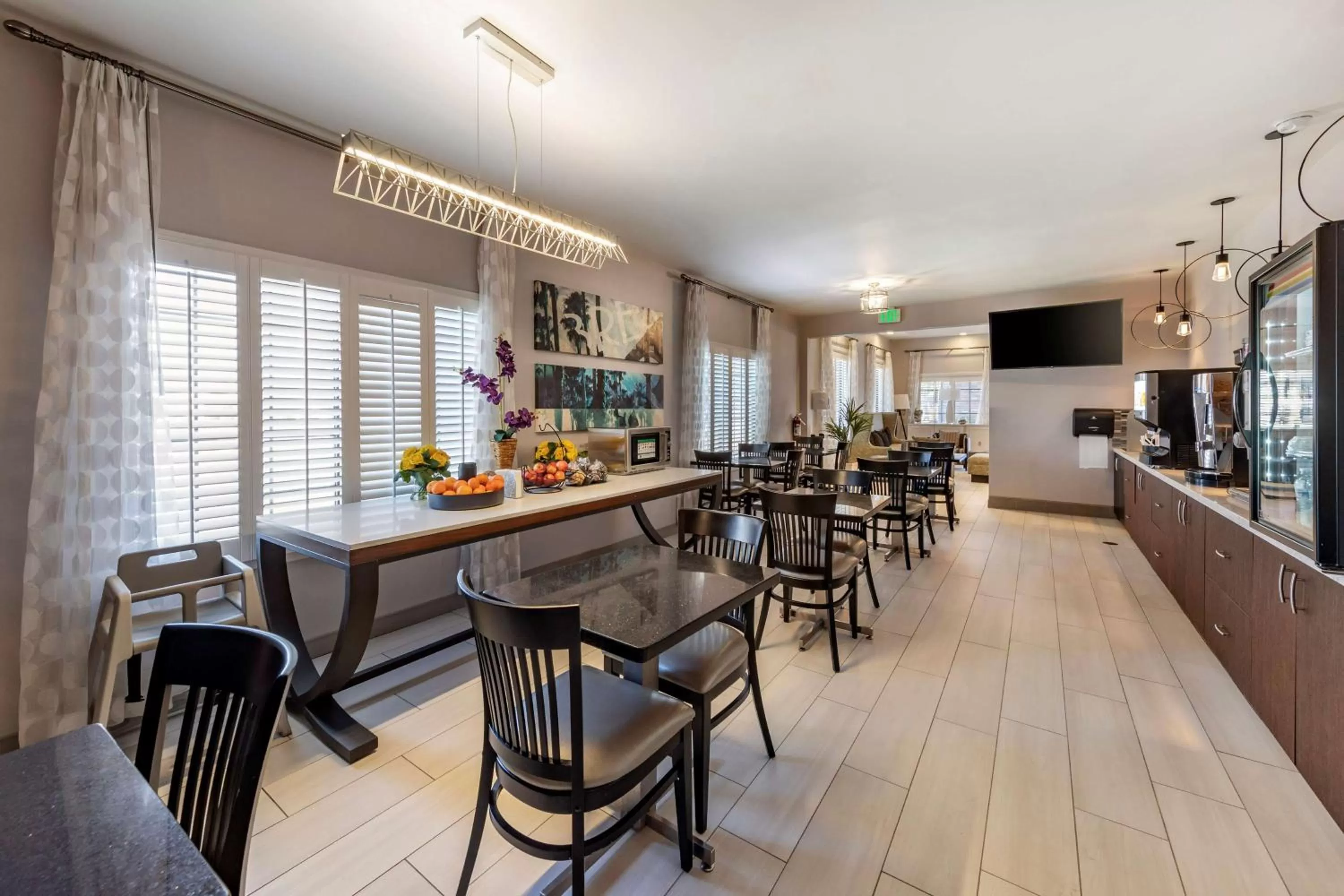 Breakfast in Best Western Country Inn Temecula