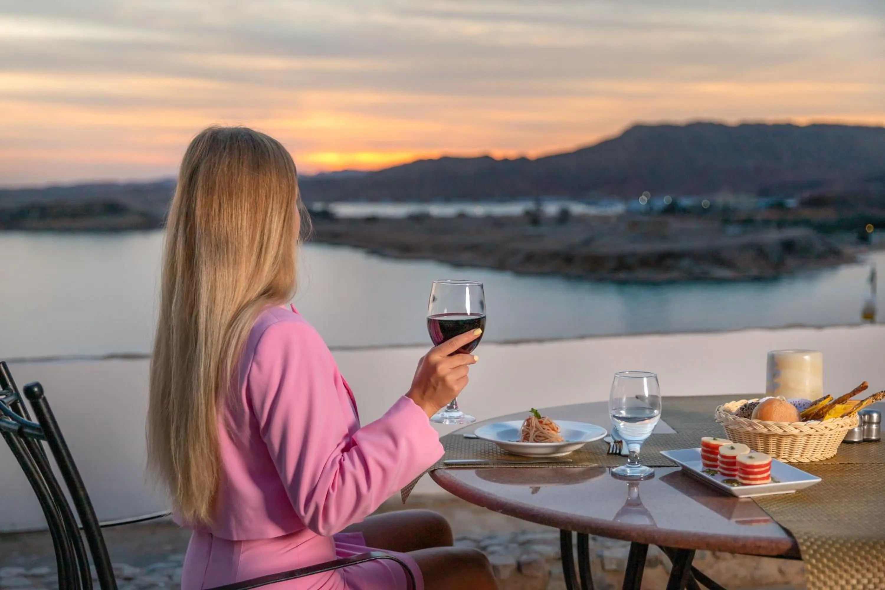 Dinner in Albatros Sharm Resort - By Pickalbatros