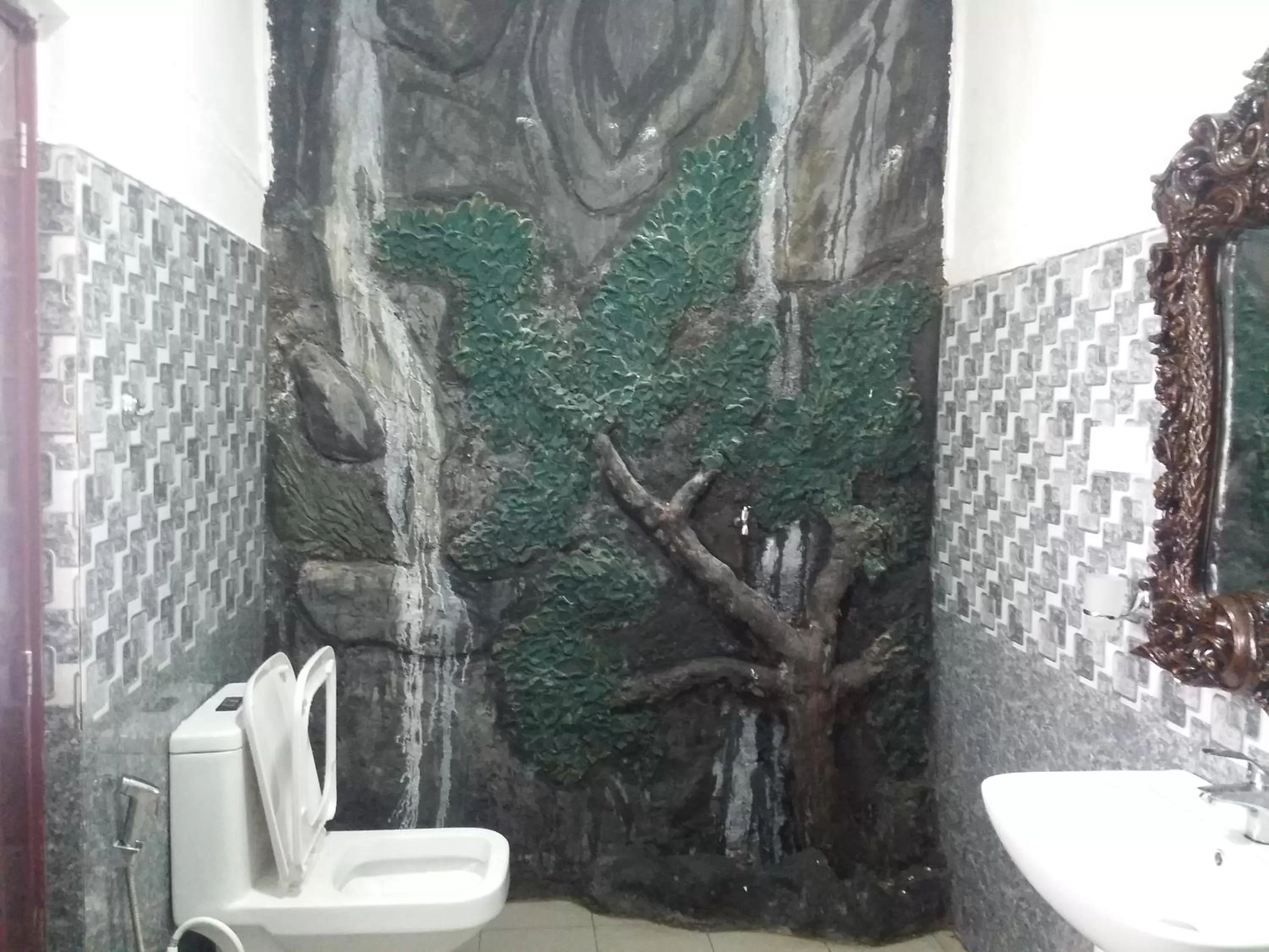 Bathroom in Ella Lucky Panoramic