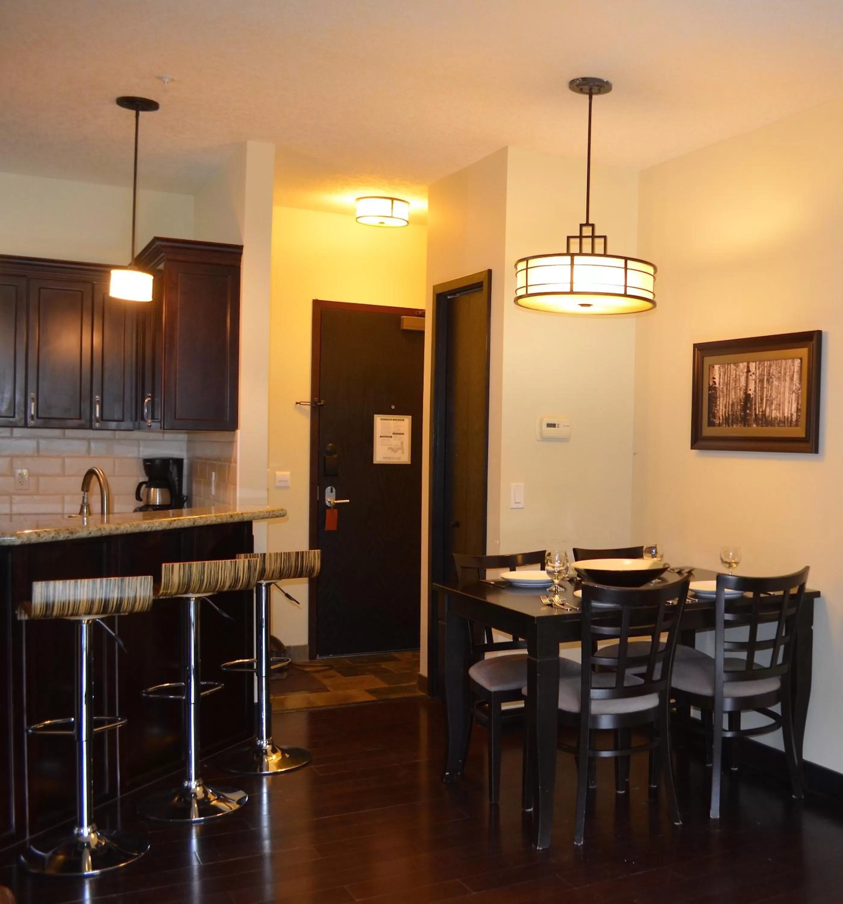 Dining area in Paradise Resort Club and Spa