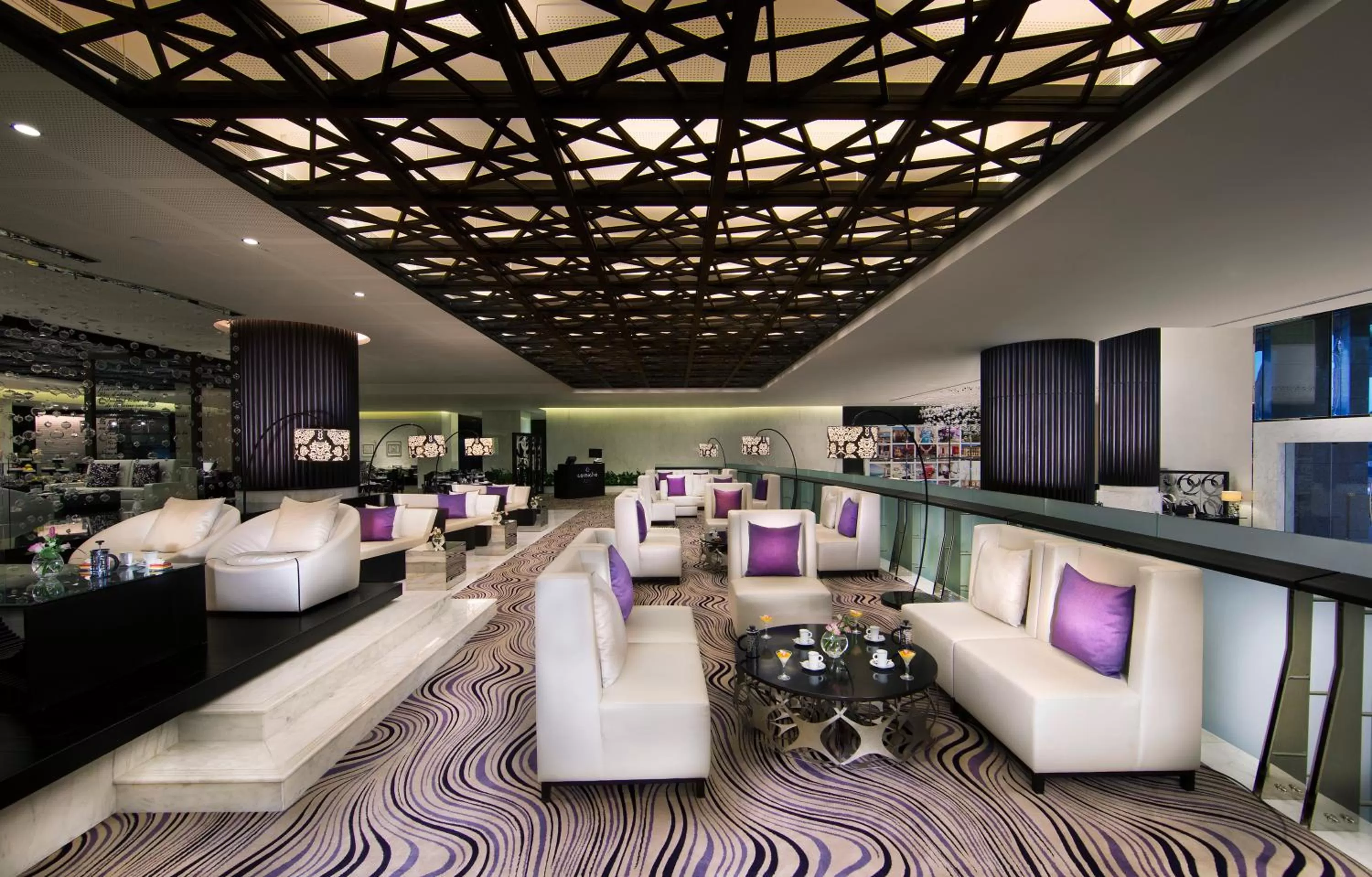 Lobby or reception in Sofitel Abu Dhabi Corniche