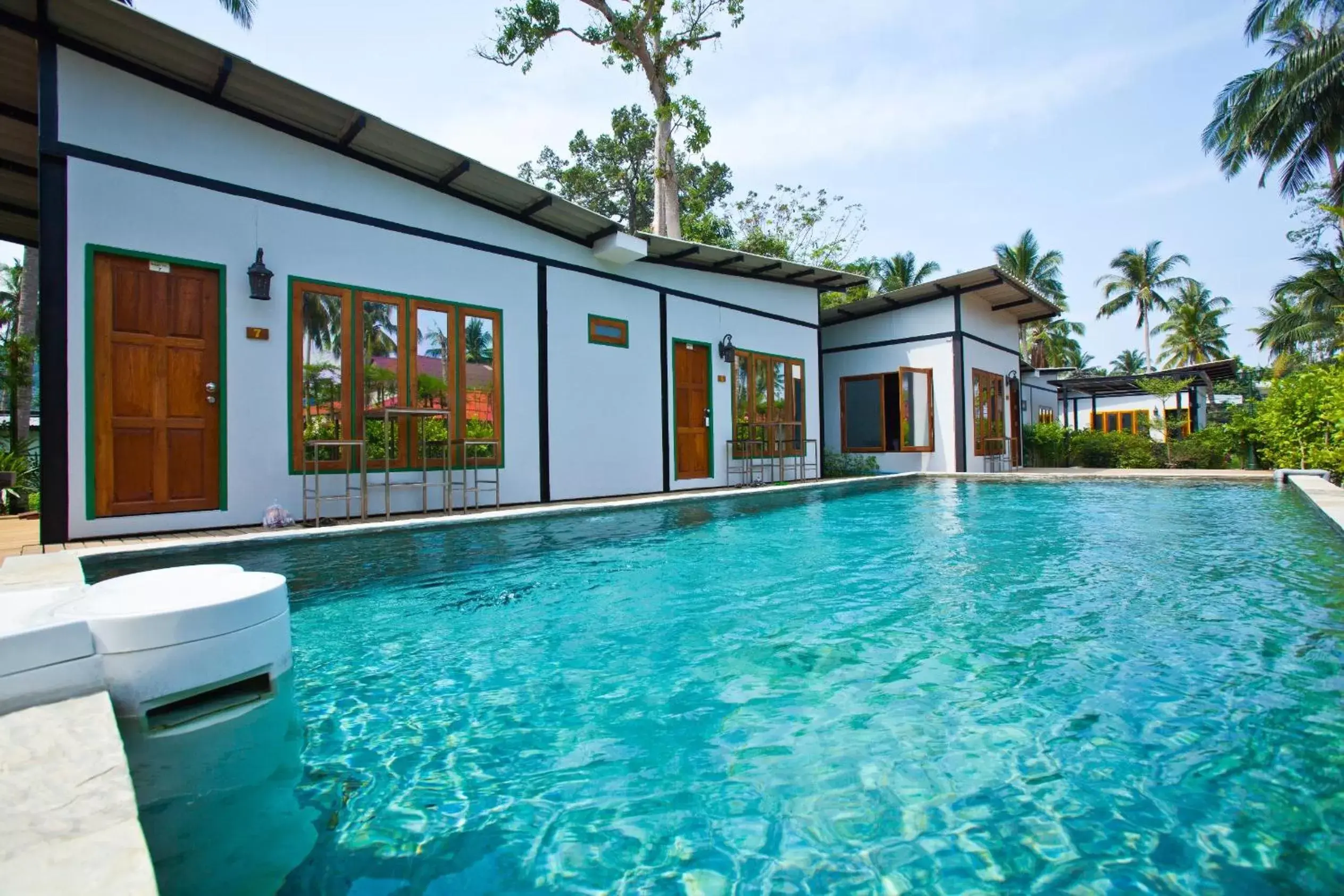 Stage 1 King 1 Singles in The Stage-Koh Chang Stage 1 King 1 Singles in The Stage-Koh Chang