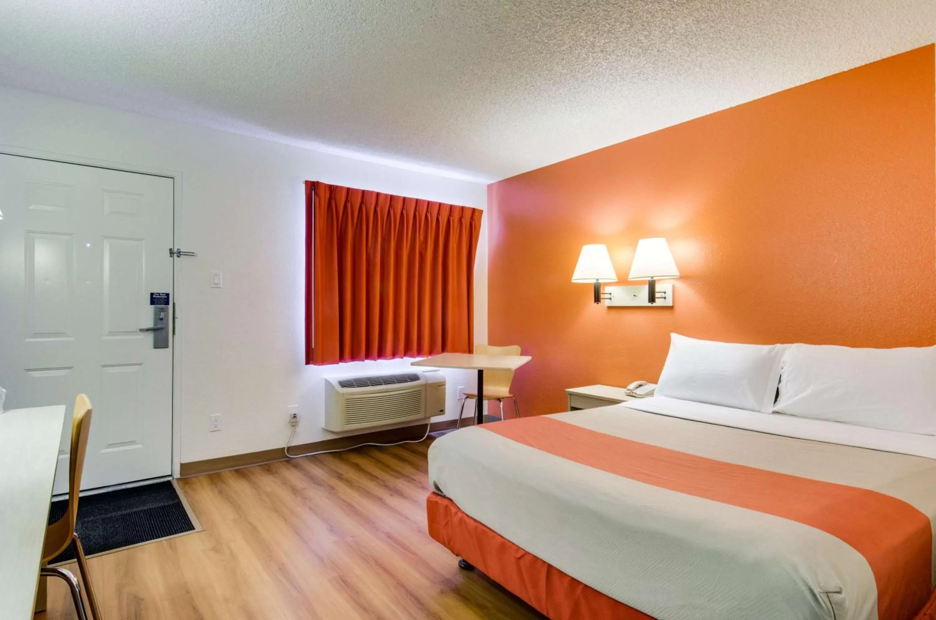 Other, Bed in Motel 6-Tacoma, WA - Fife