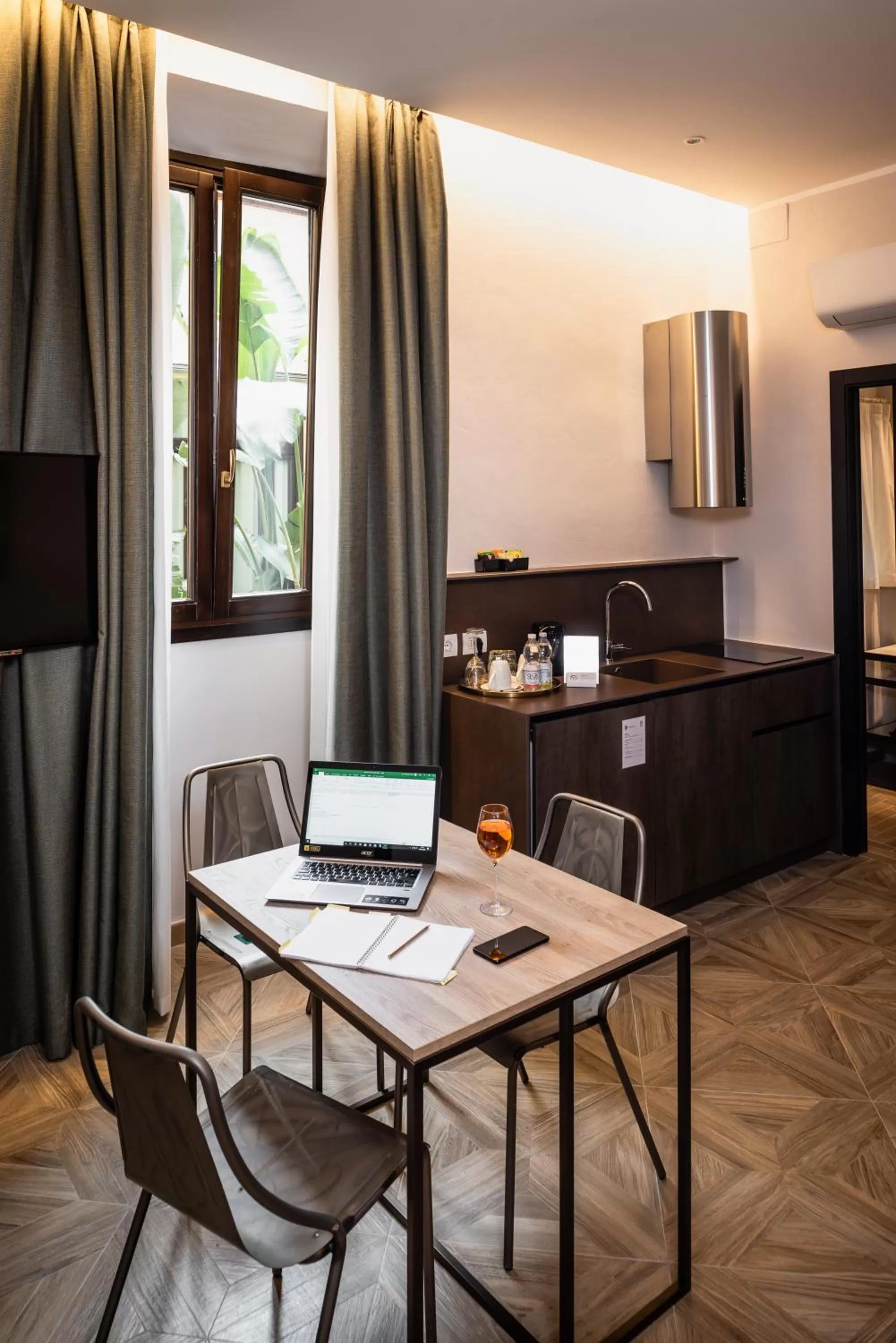 Kitchen or kitchenette in Corte Guelfa