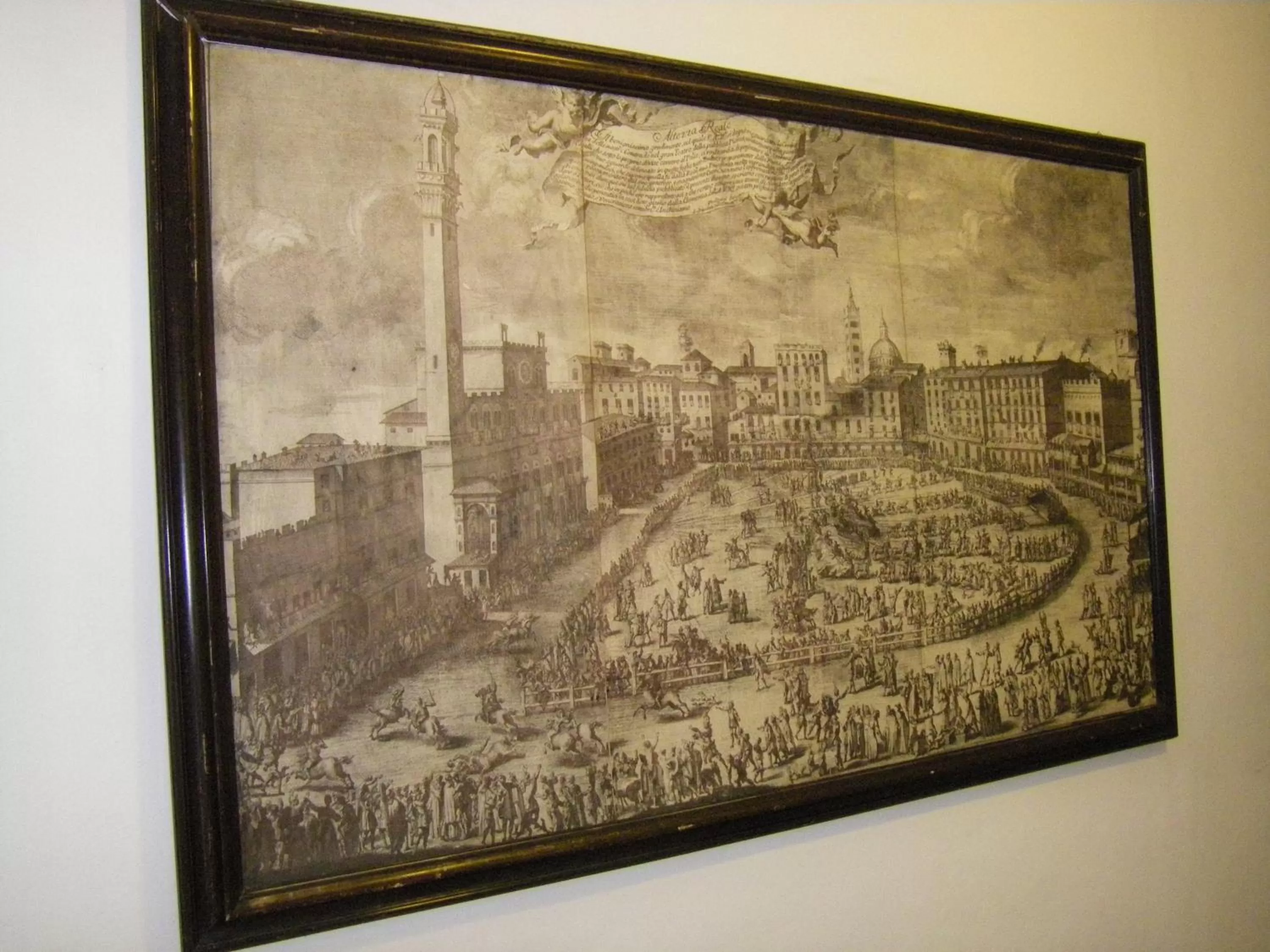 Decorative detail in Albergo Cannon d'Oro