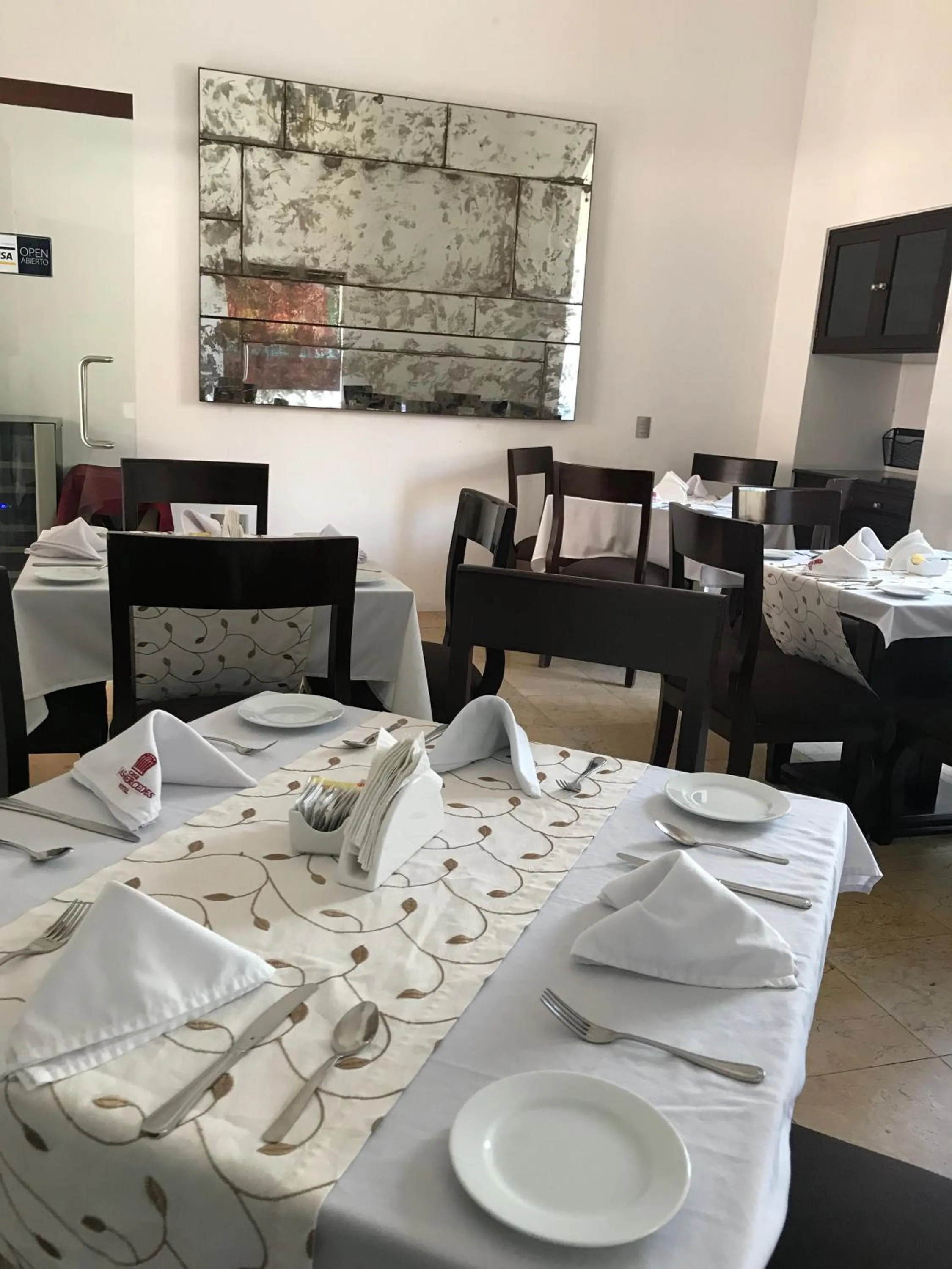 Restaurant/places to eat in Hotel Casa las Mercedes