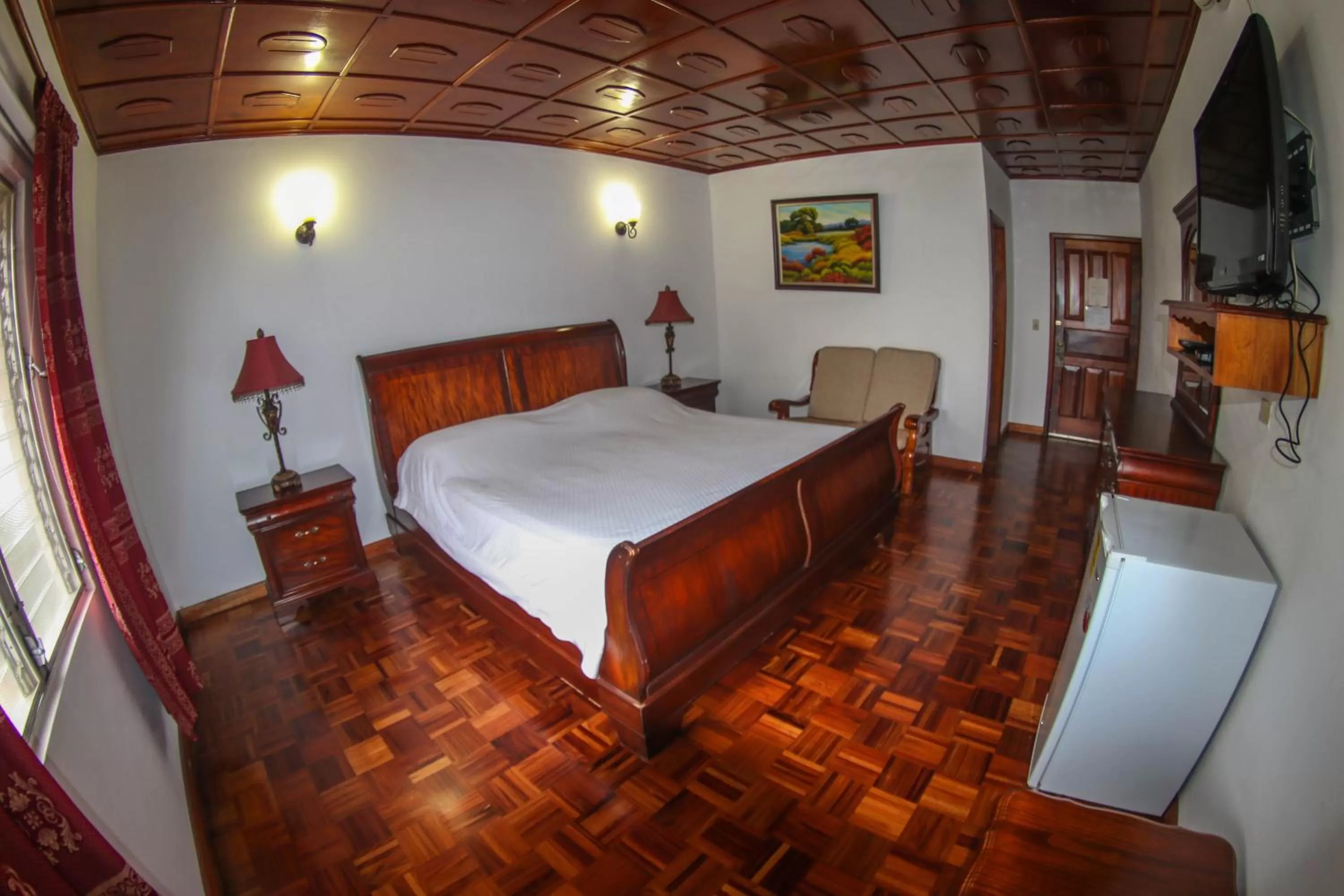 Photo of the whole room, Bed in Hotel Rebequet