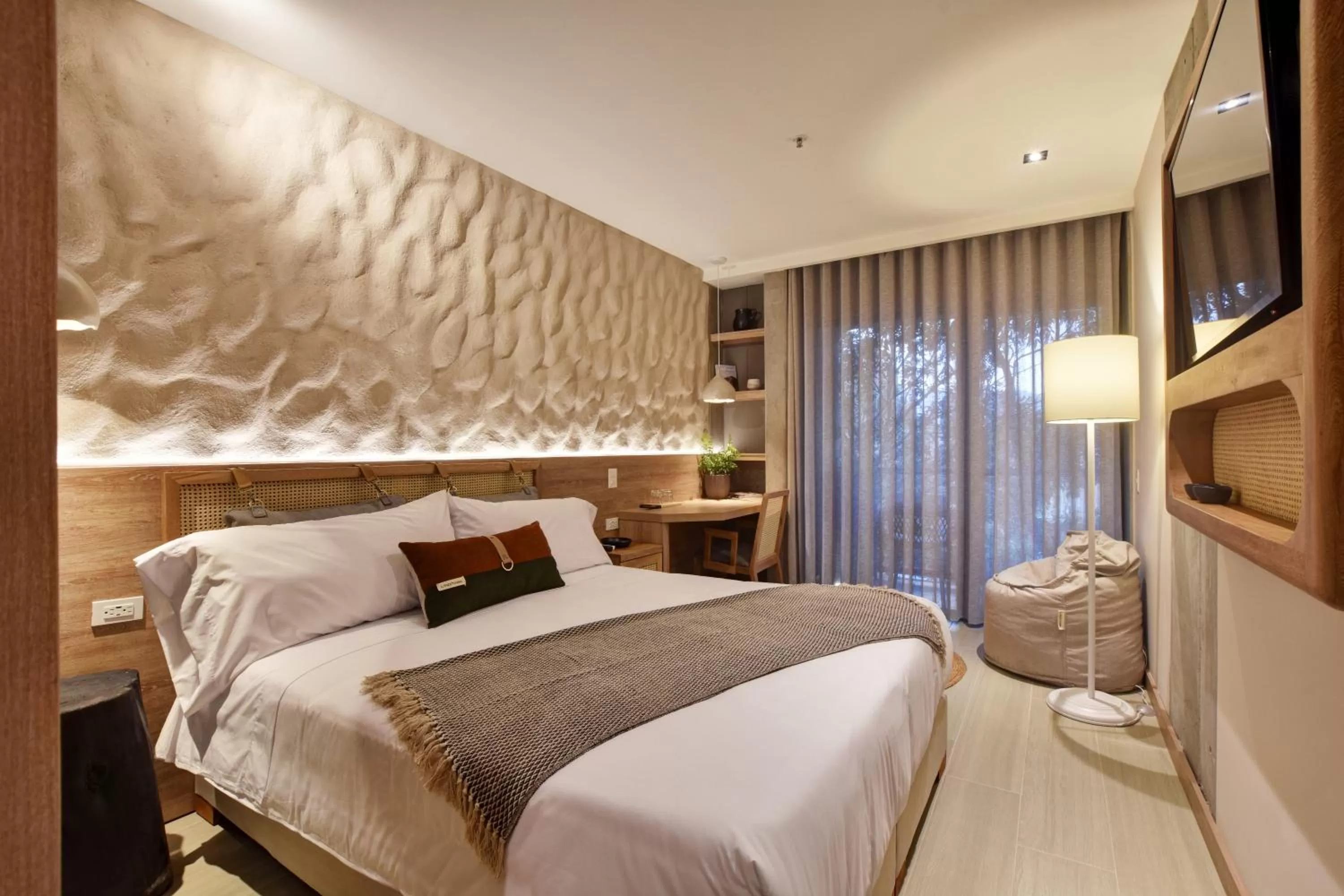 Photo of the whole room, Bed in Landmark Hotel