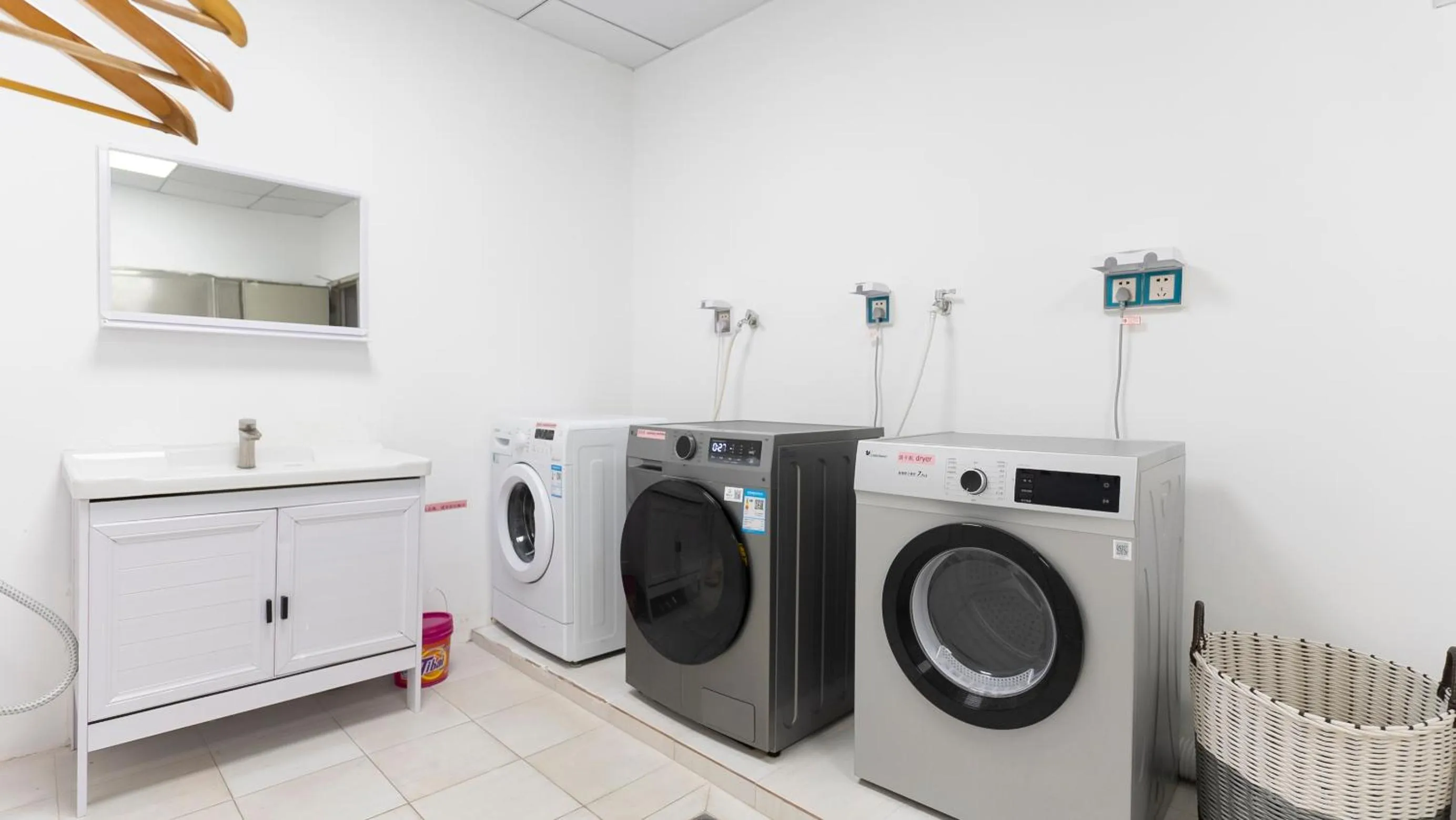 washing machine in Guangzhou Shi Liu Hotel