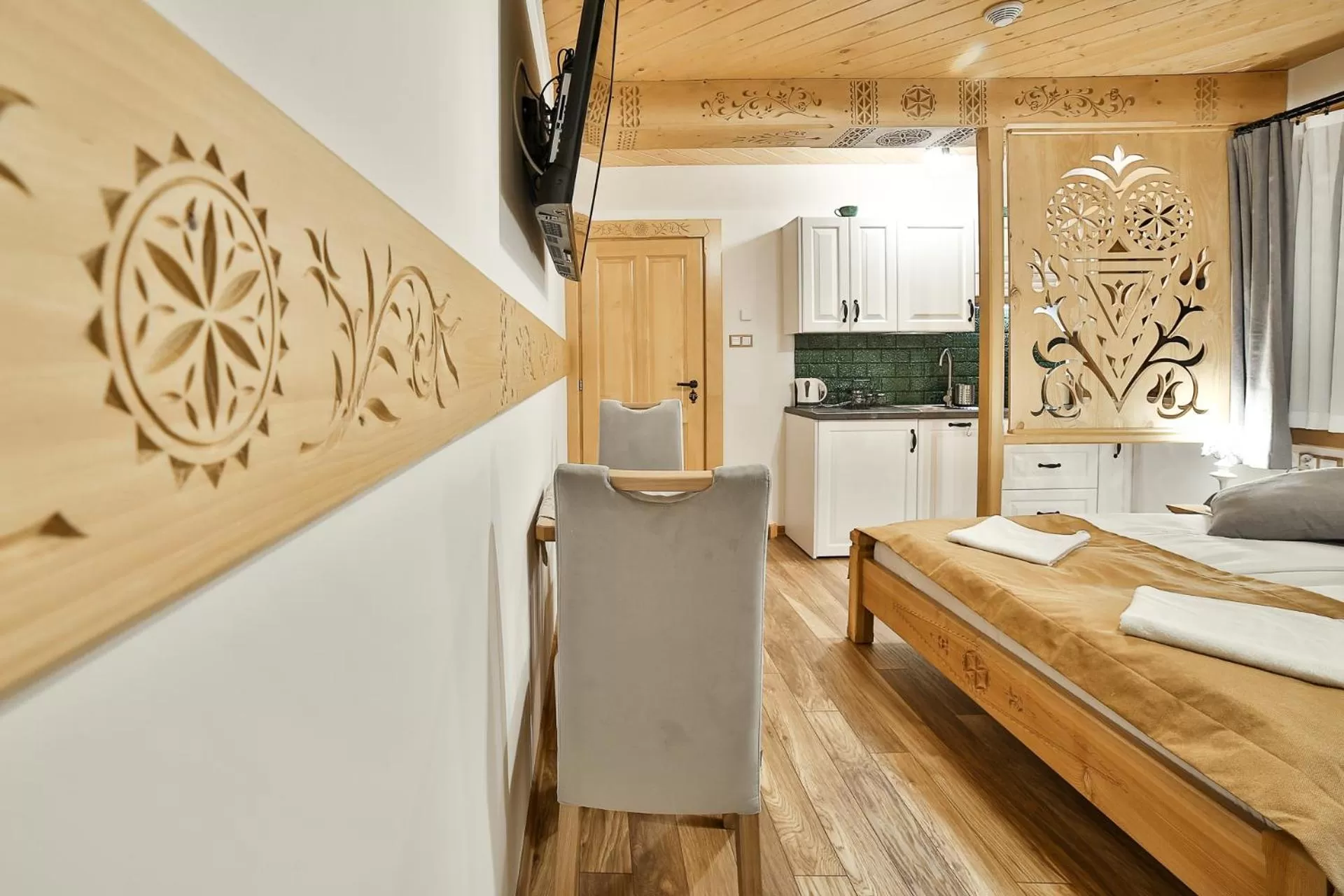 Kitchen or kitchenette, Bed in Górskie Wspomnienie