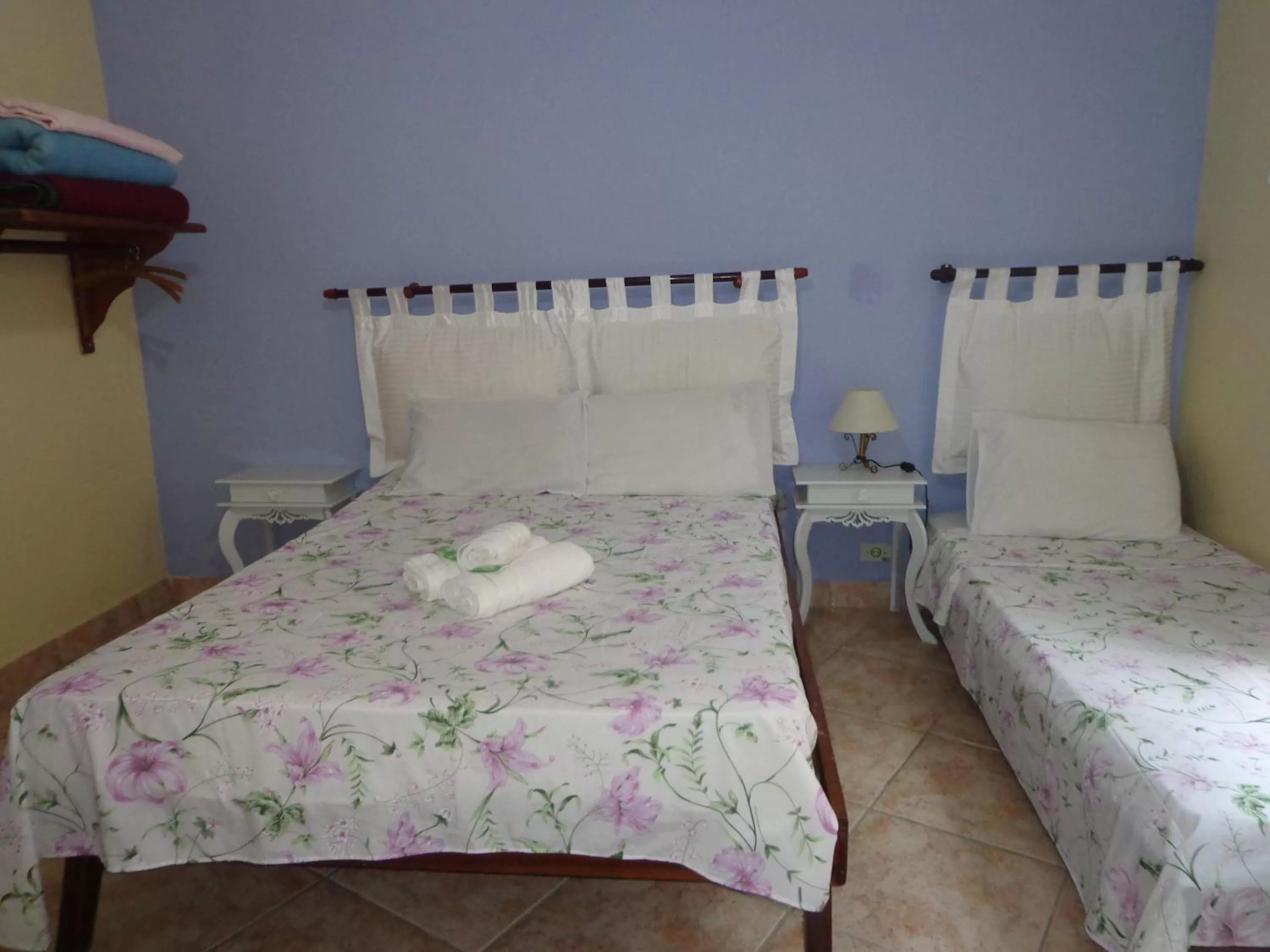 Bed in Pousada da Rose Paraty