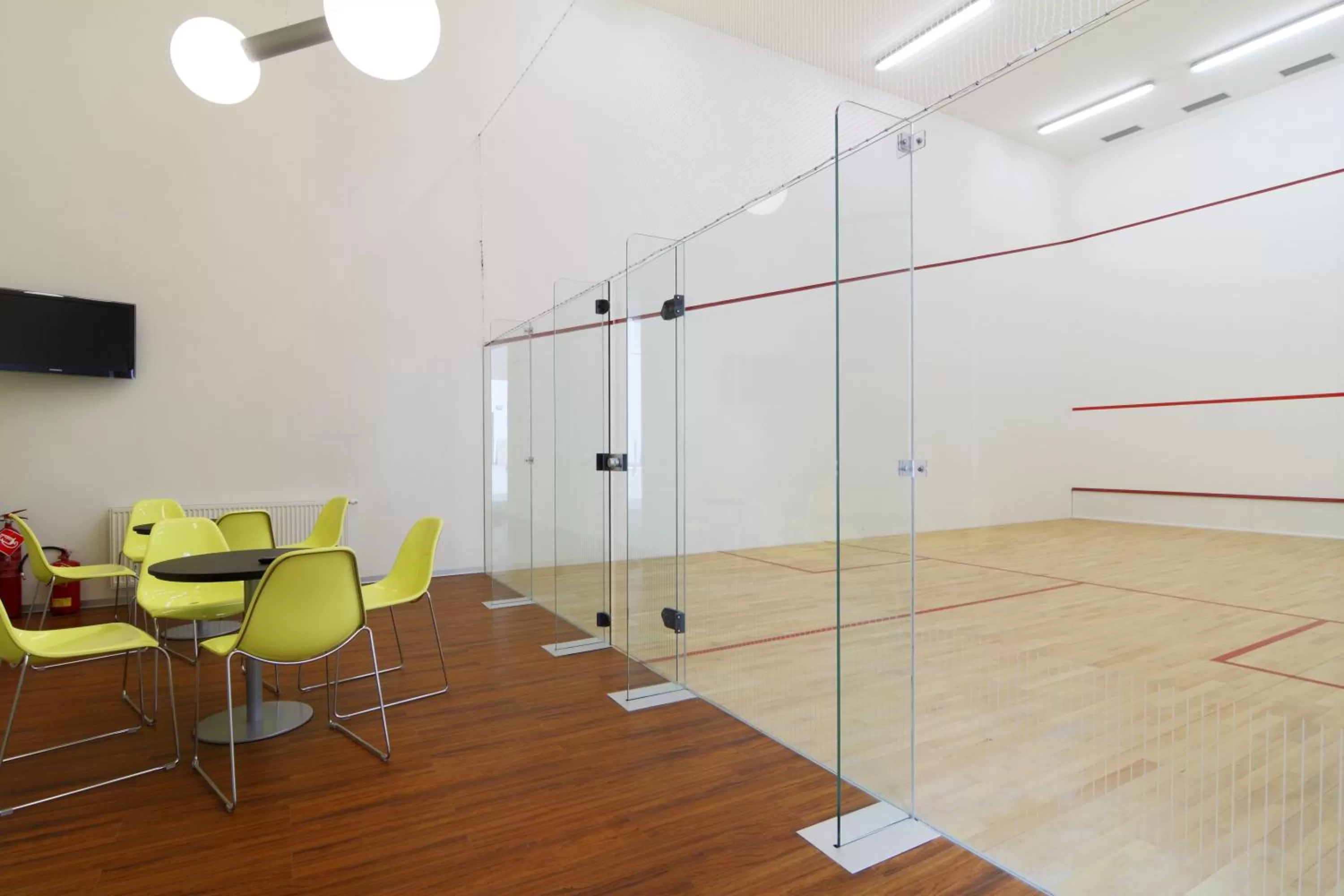 Squash in Mikado Hotel