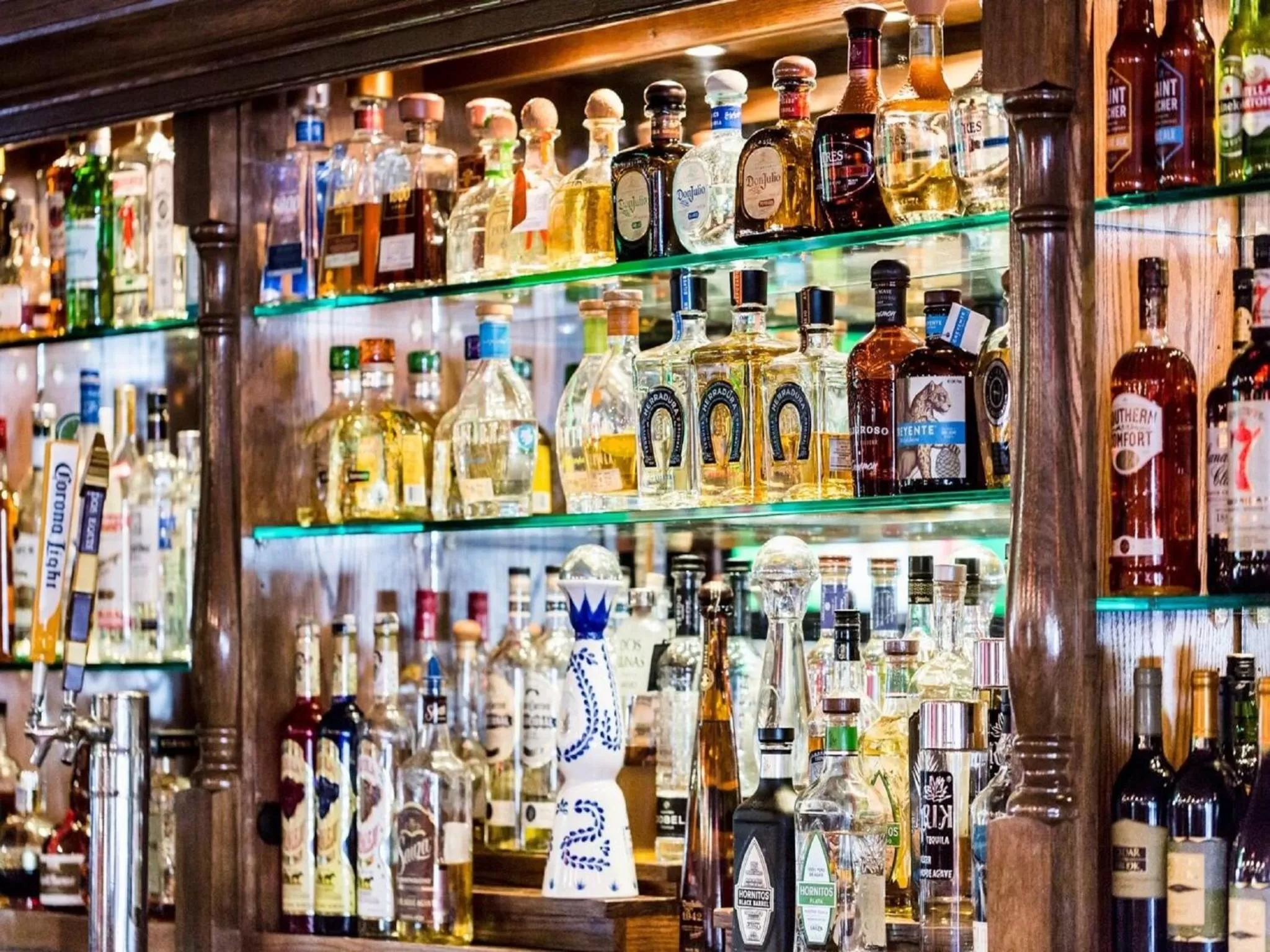 Lounge or bar in Kings Inn