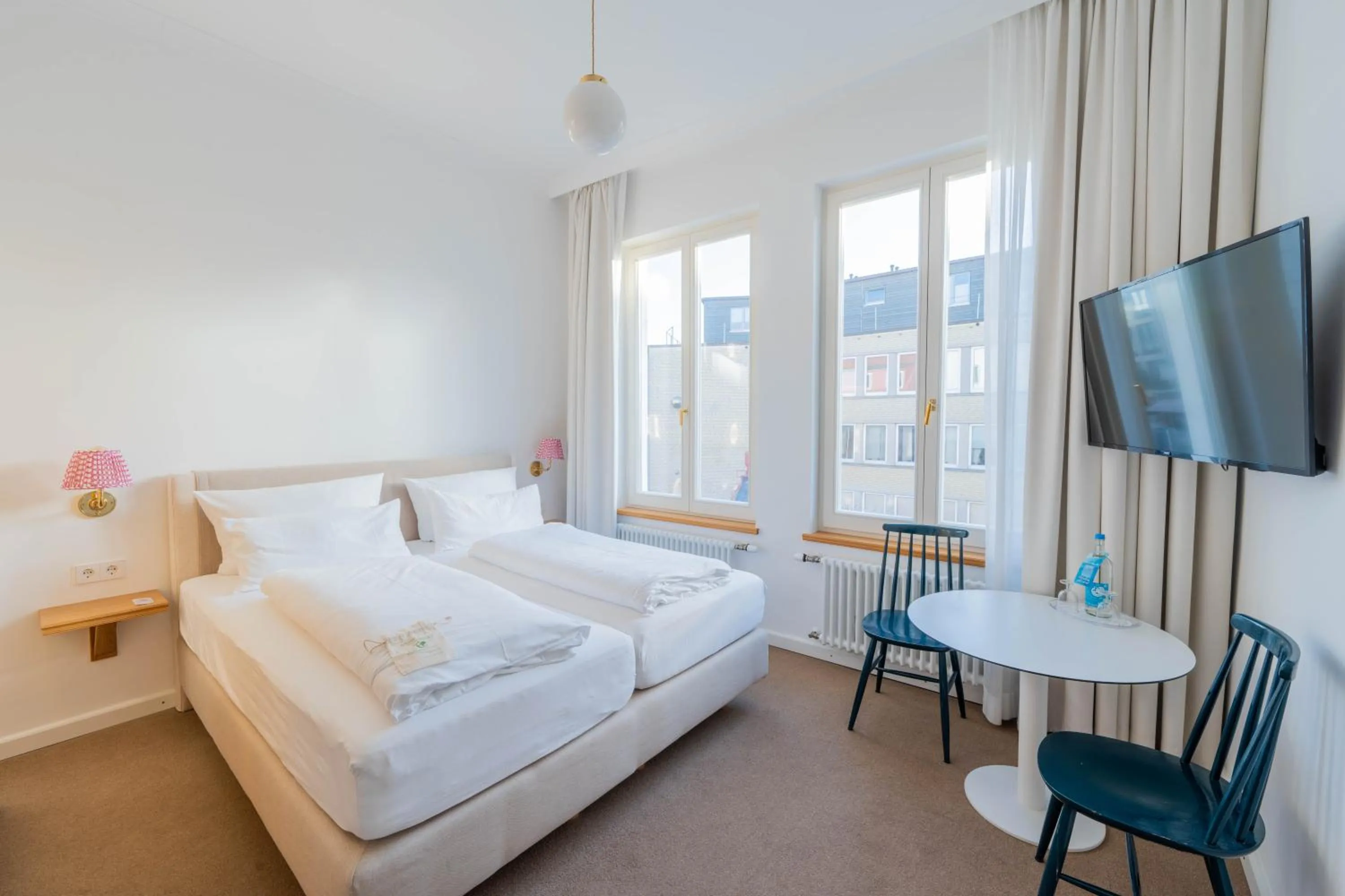 Photo of the whole room, Bed in Logierhaus Austernfischer