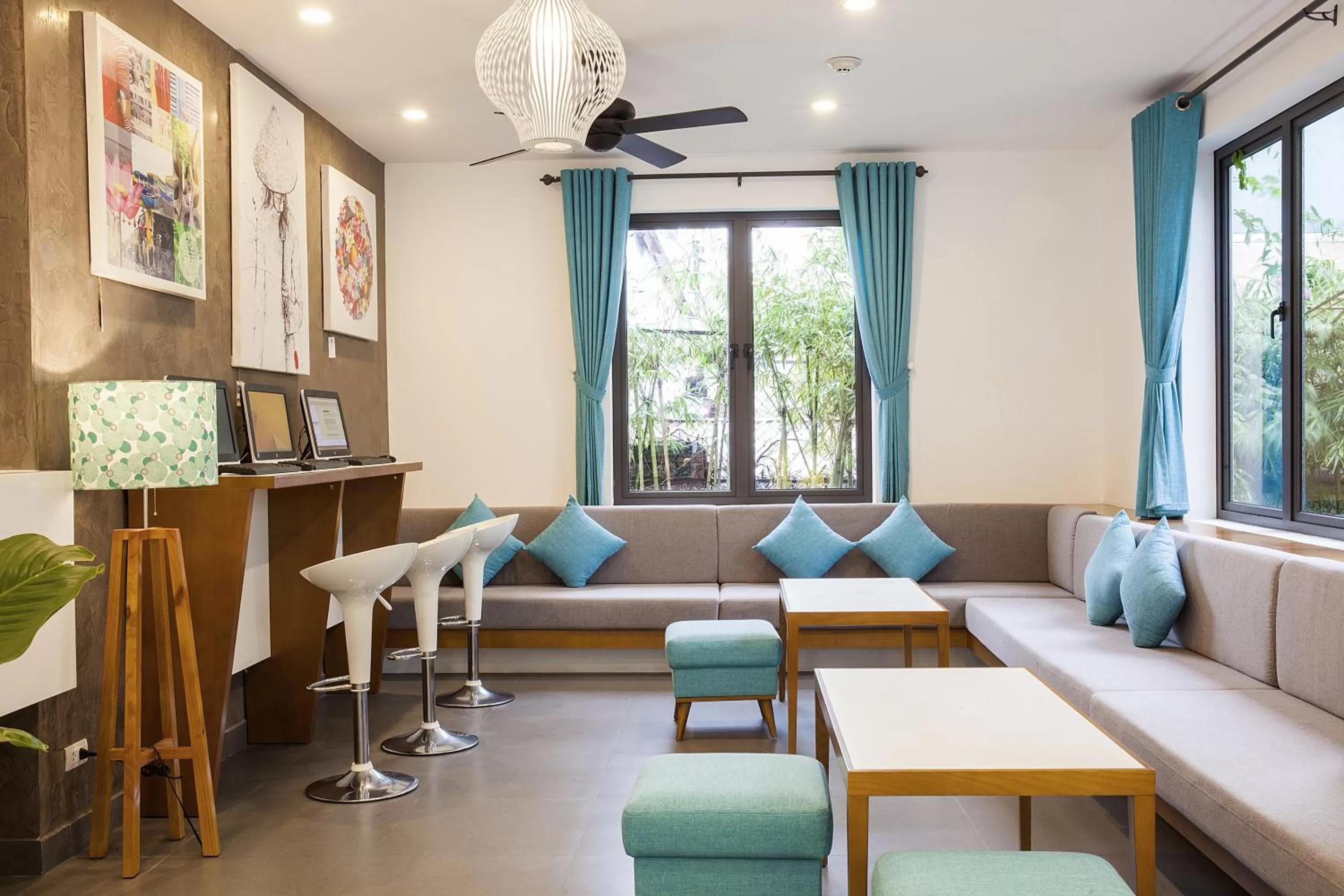 Seating area in ÊMM Hotel Hoi An