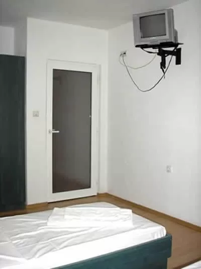 TV and multimedia, TV/Entertainment Center in Hotel Pilevski