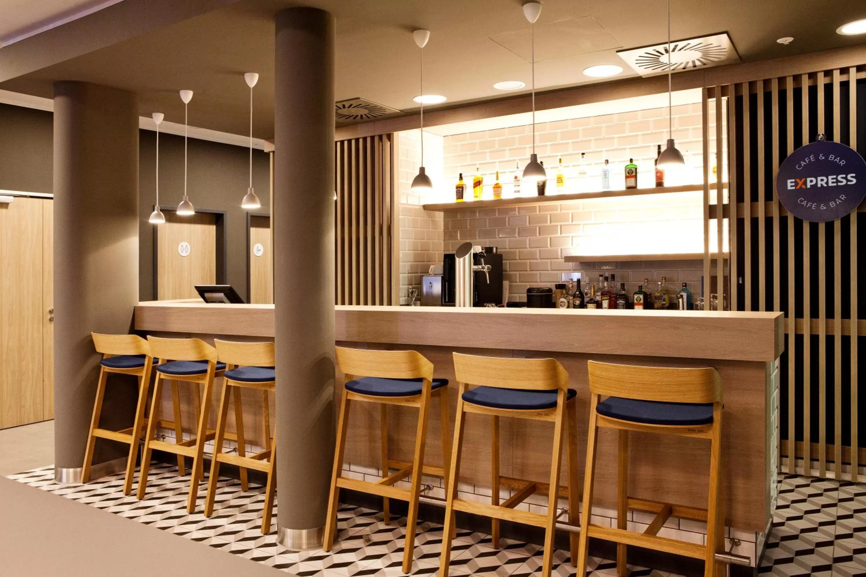 Restaurant/places to eat in Holiday Inn Express - Trier by IHG