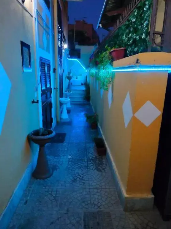 Small Double Room in Lungomare Small Double Room in Lungomare