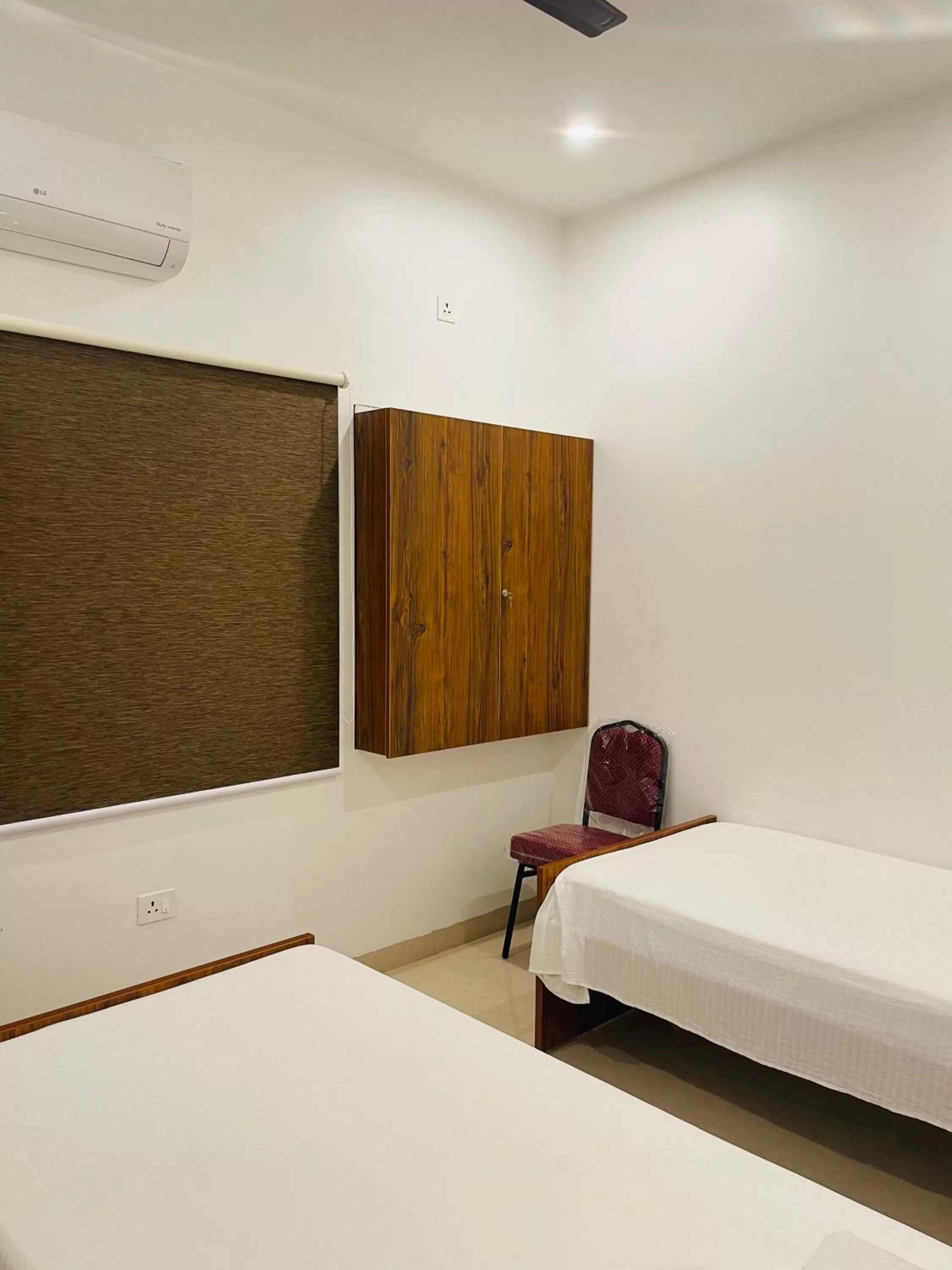 Bedroom, Bed in MVP Residencies
