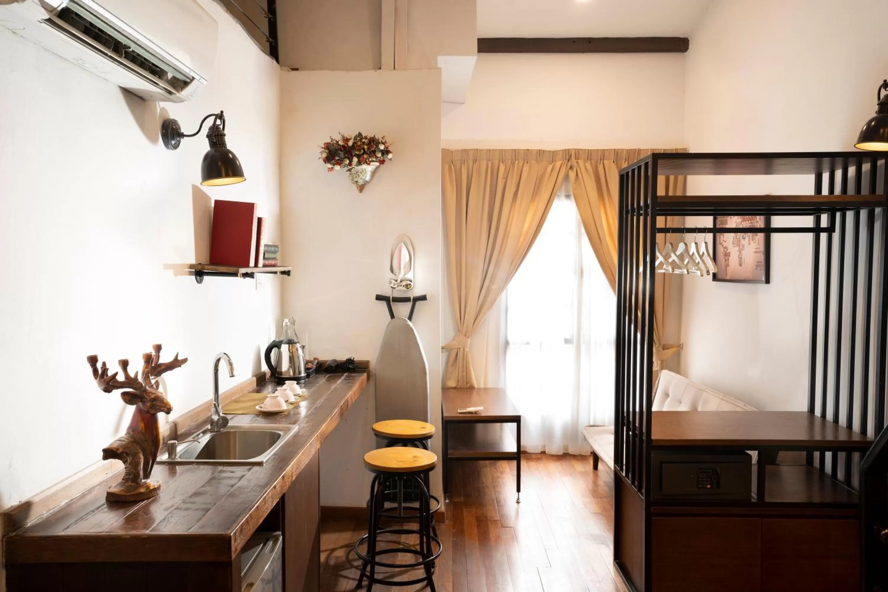 Kitchen or kitchenette in RARE Heritage House