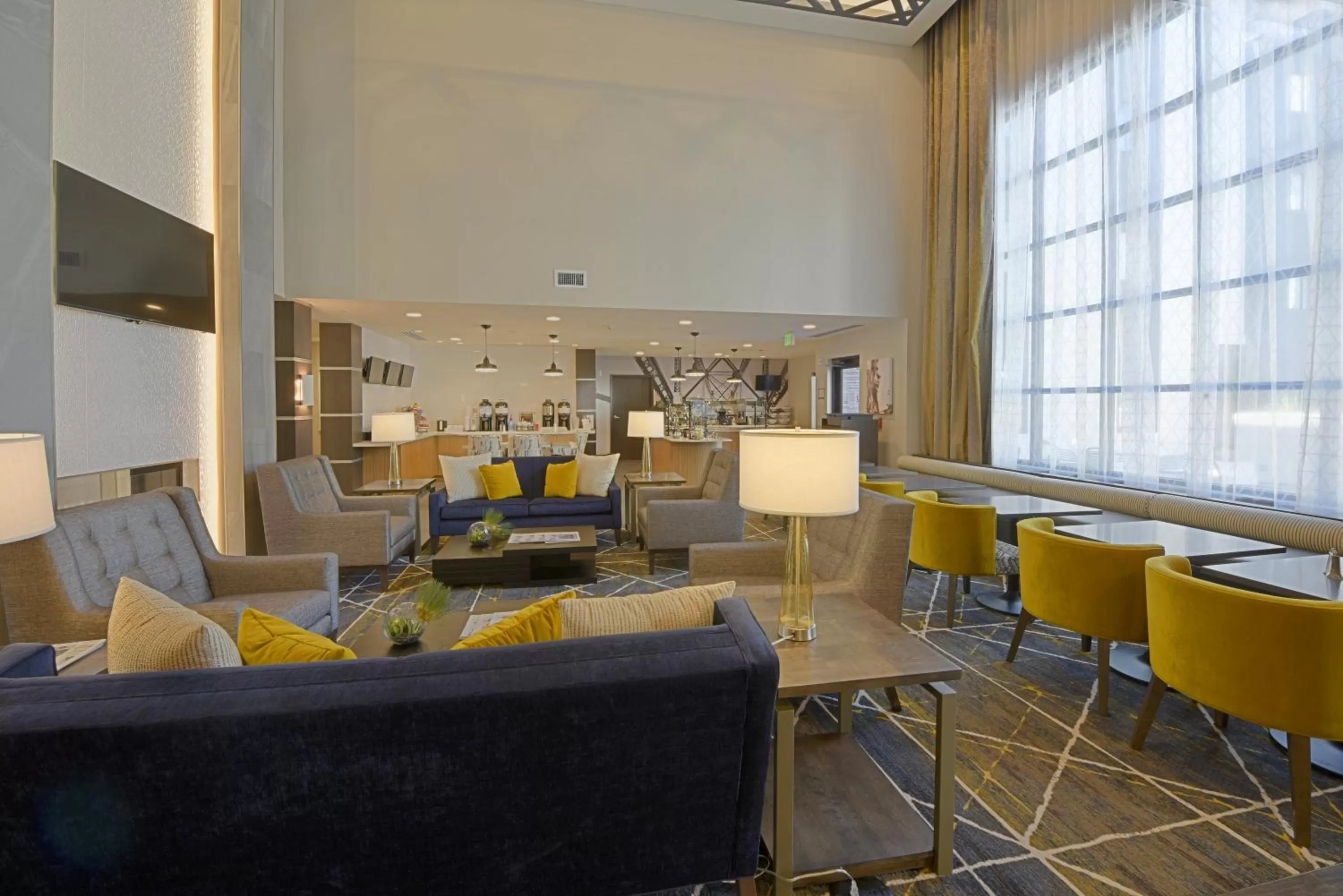 Breakfast in Staybridge Suites - Little Rock - Medical Center by IHG