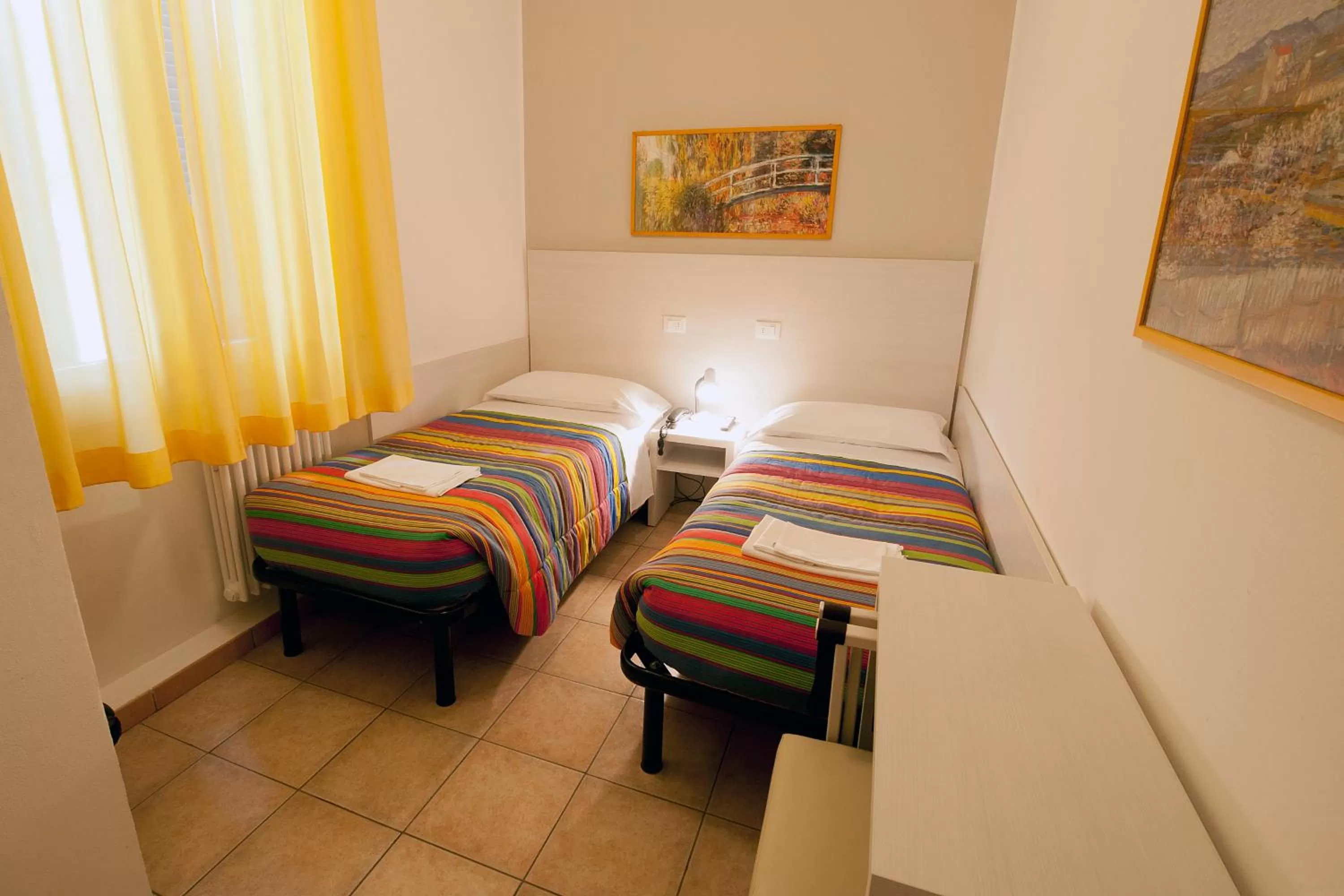 Photo of the whole room, Bed in Hotel Gardenia