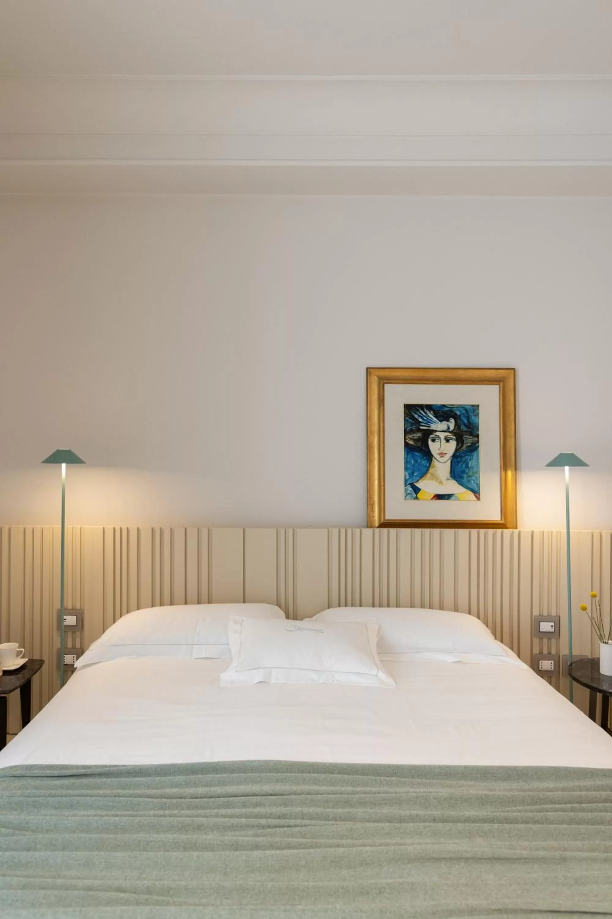 Bed in Taodomus Boutique Hotel