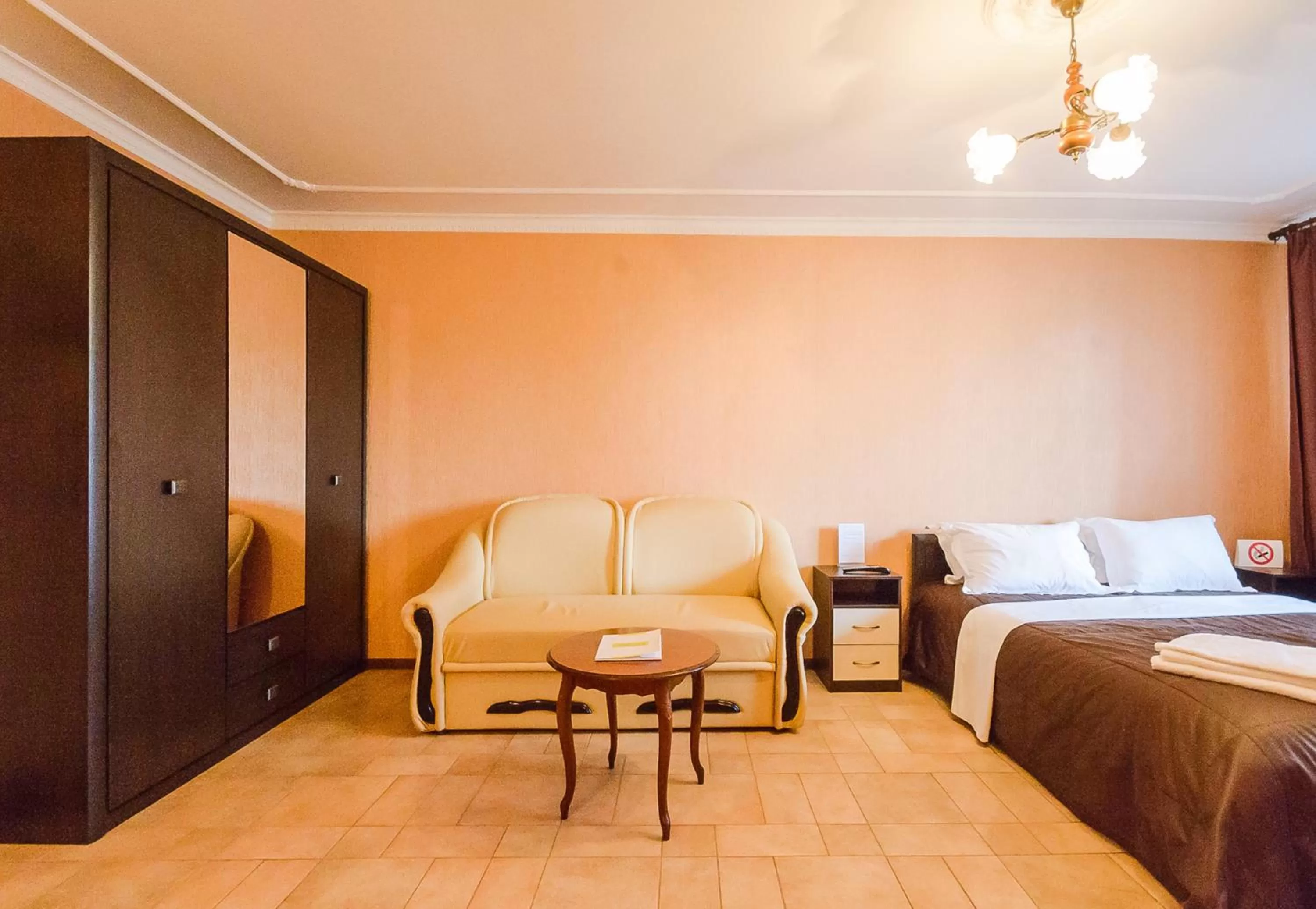 Seating area, Room Photo in Partner Guest House